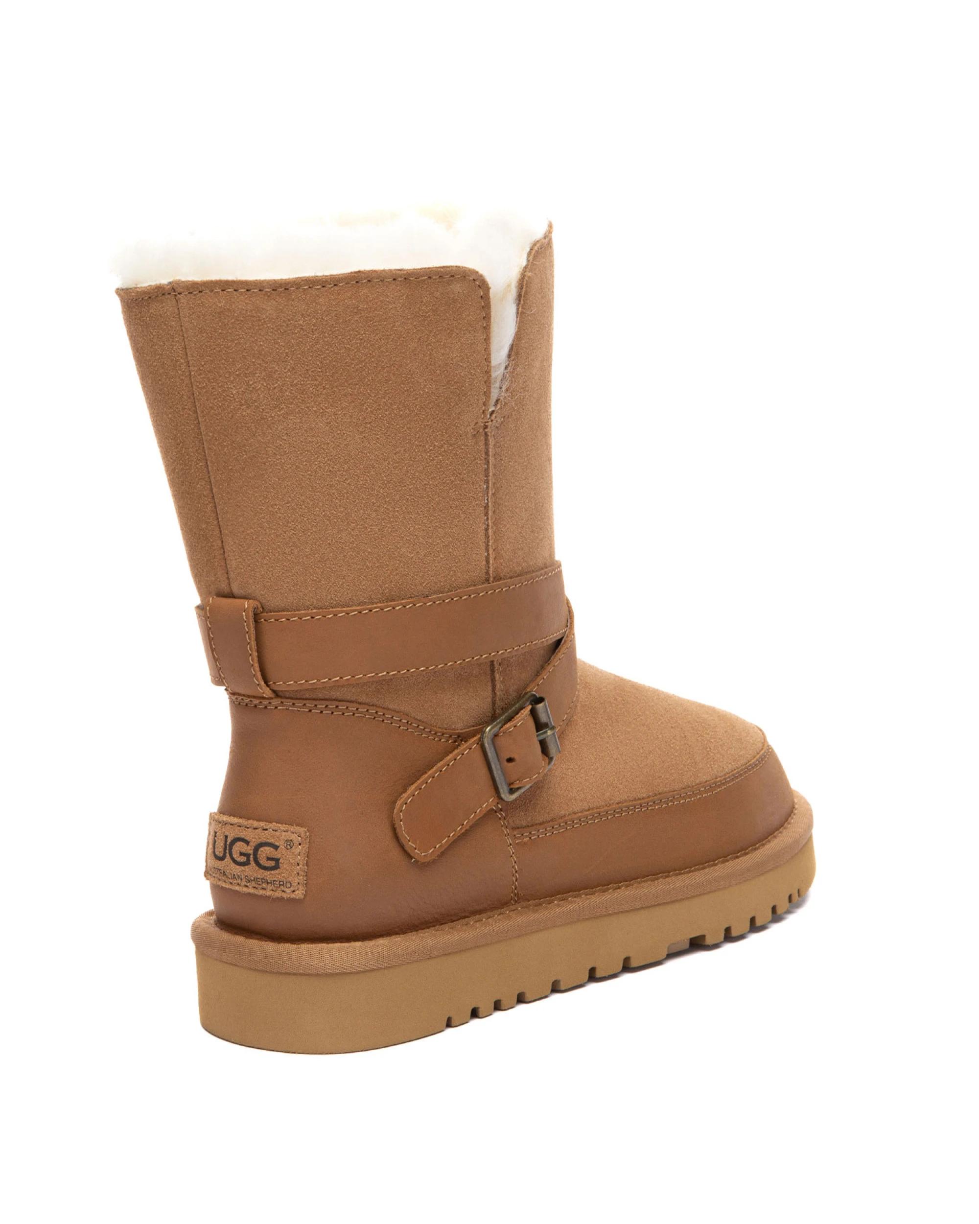 3 Australian Shepherd UGG Halvik Buckle Short Boots CHESTNUT, 3 of 5