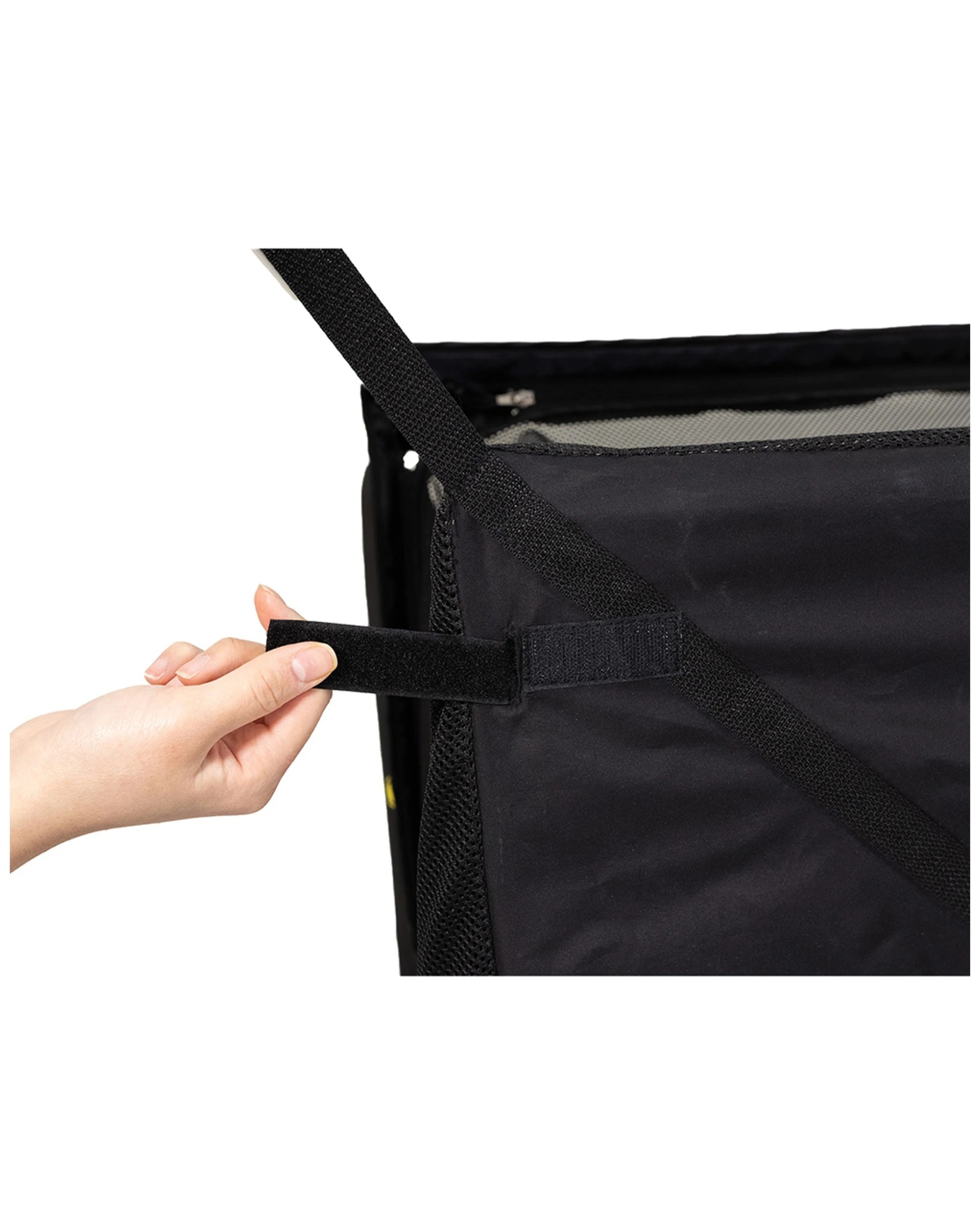 3 Vee Bee Amado Portacot Travel/play
 - Black, 3 of 7