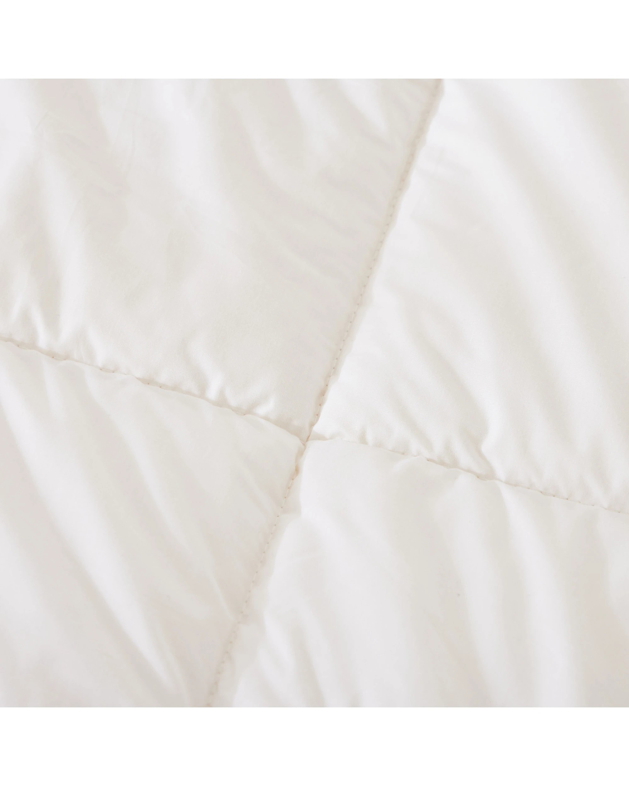 4 Dreamaker Super Warm 600gsm Australian Washable Wool Quilt - Double Bed - White, 4 of 6