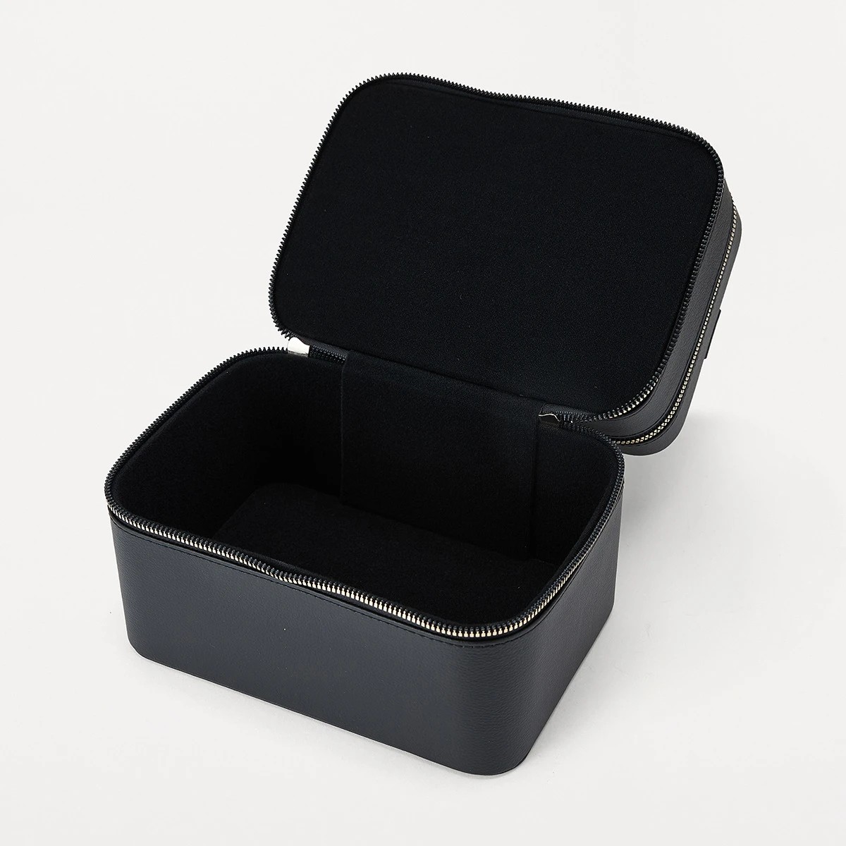 7 Double Tier Beauty Case - Black, 7 of 10