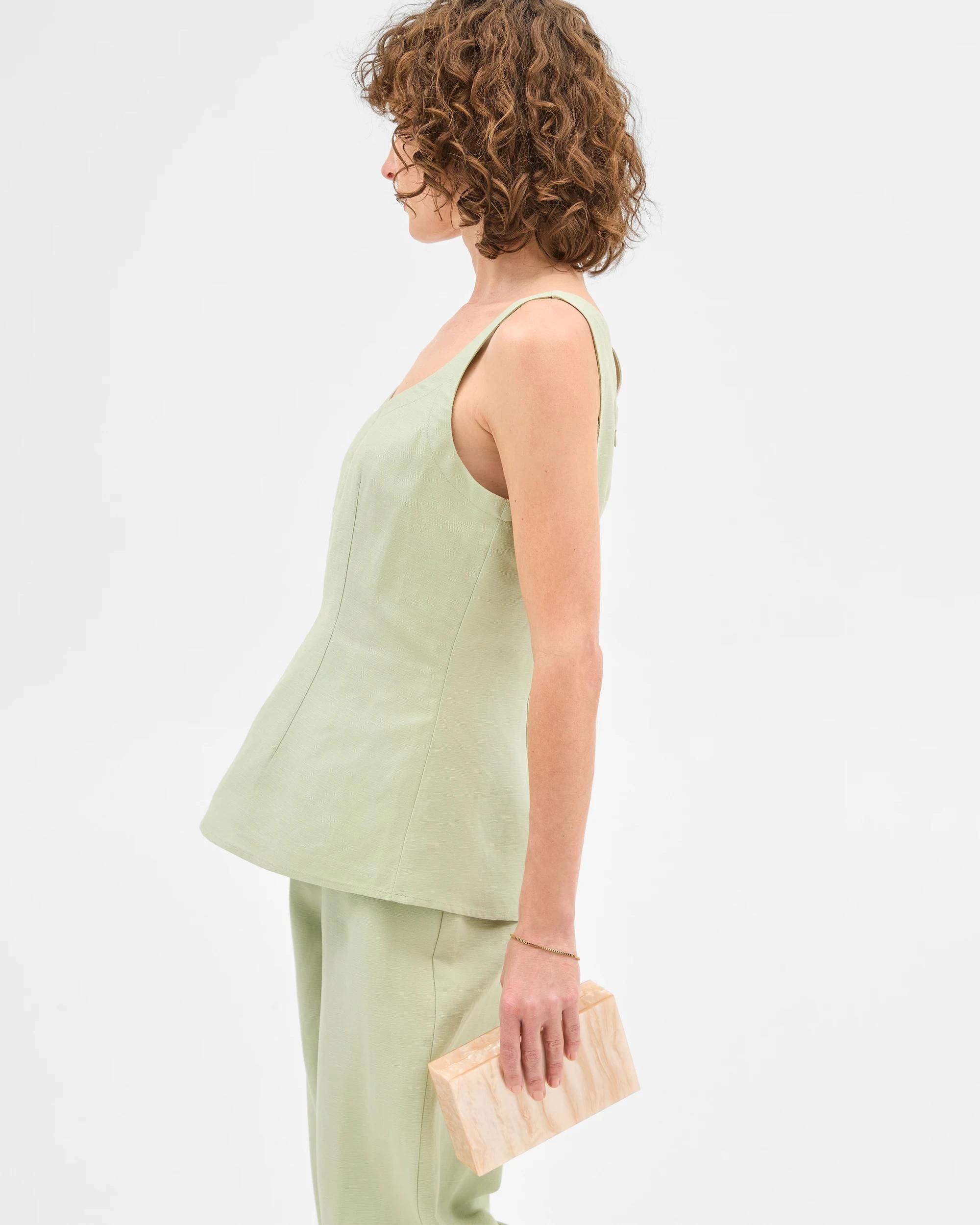 5 Linen Blend Sleeveless Tailored Top - Preview DESERT SAGE, 5 of 8