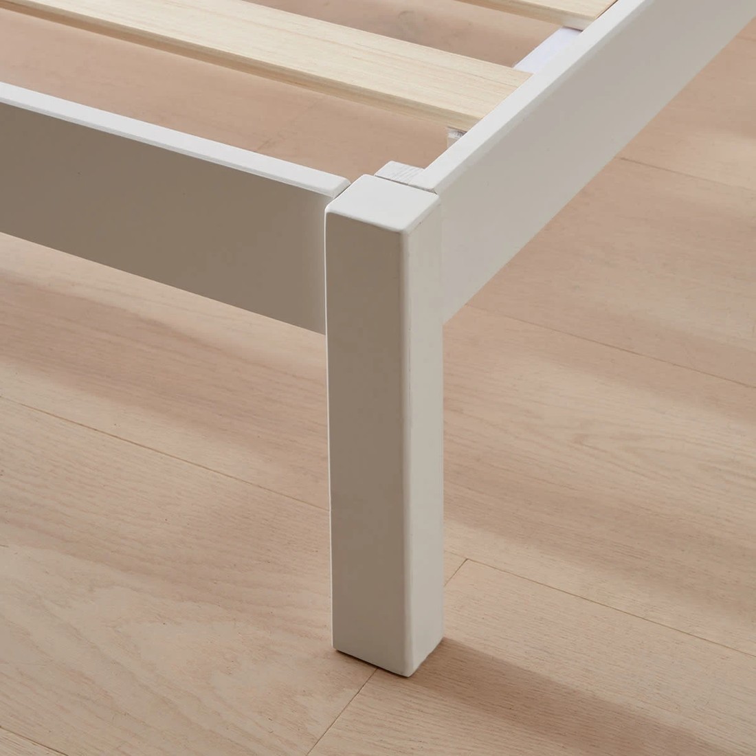 9 Queen Bed Hamptons Bed Frame, 9 of 10