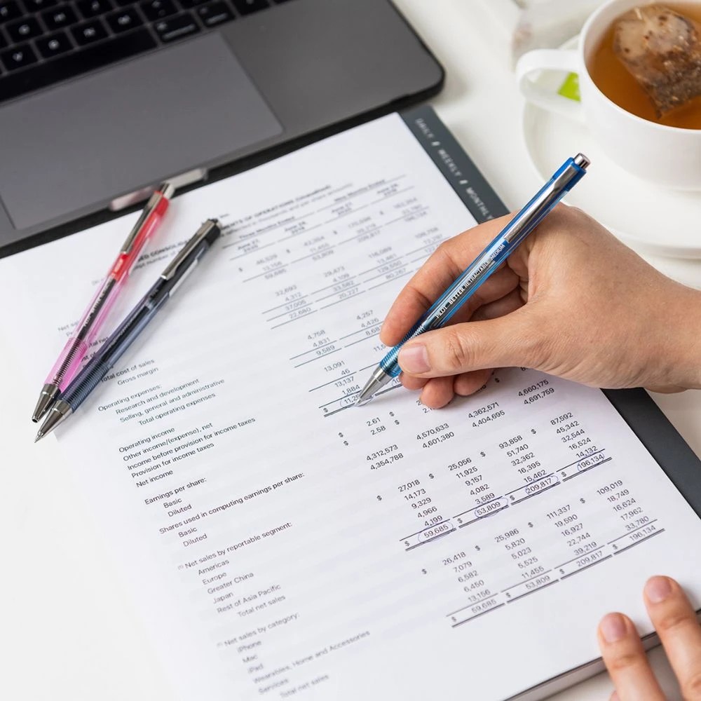 5 PILOT BP-145 Retractable Ballpoint Pen Fine 0.7mm Blue 4 Pk, 5 of 8