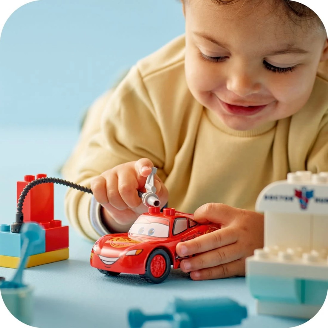 8 LEGO DUPLO Disney and Pixar Cars McQueen's Visit to Doc's Garage 10456, 8 of 11