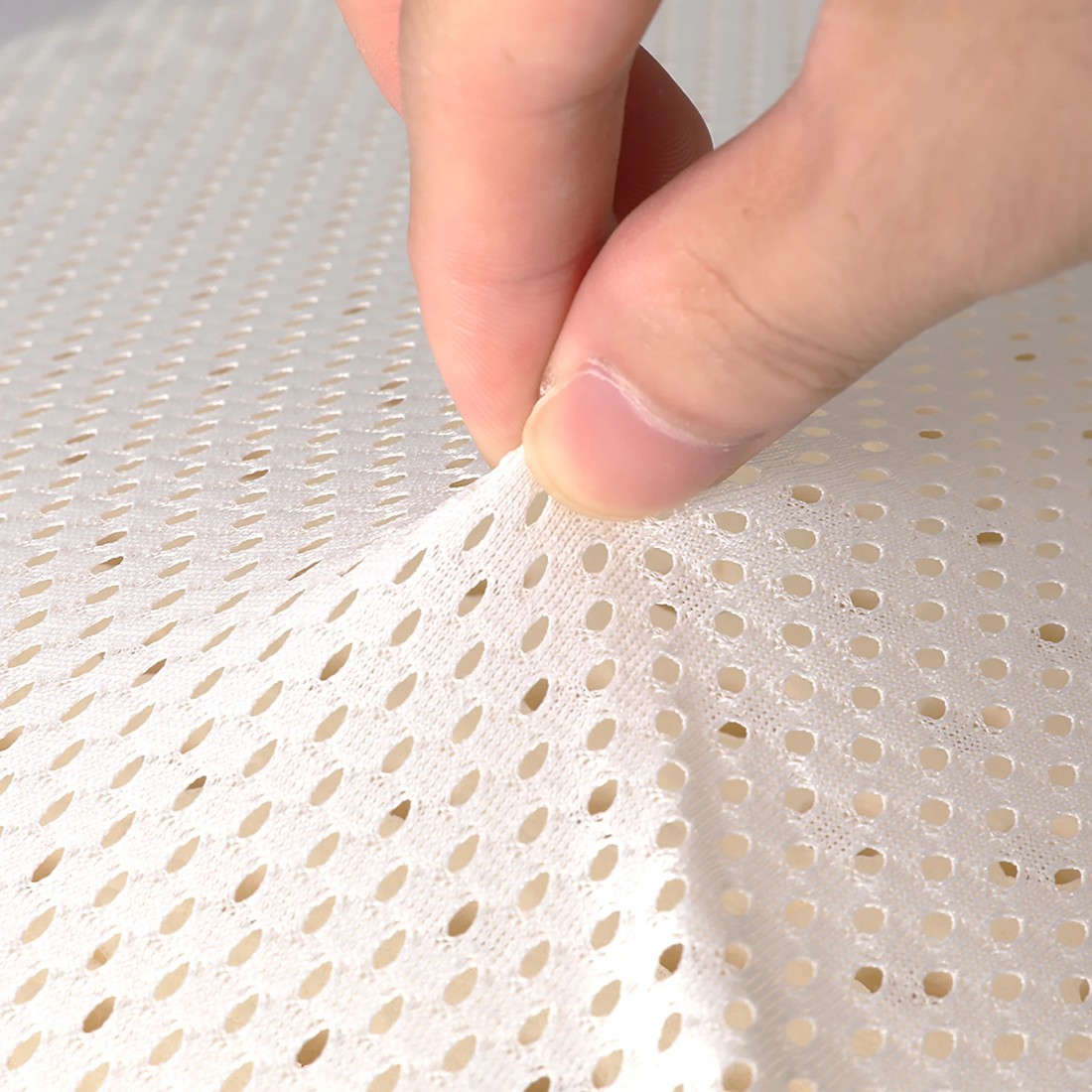 6 Dreamz 2 Pack B-shape Latex Pillows, 6 of 7