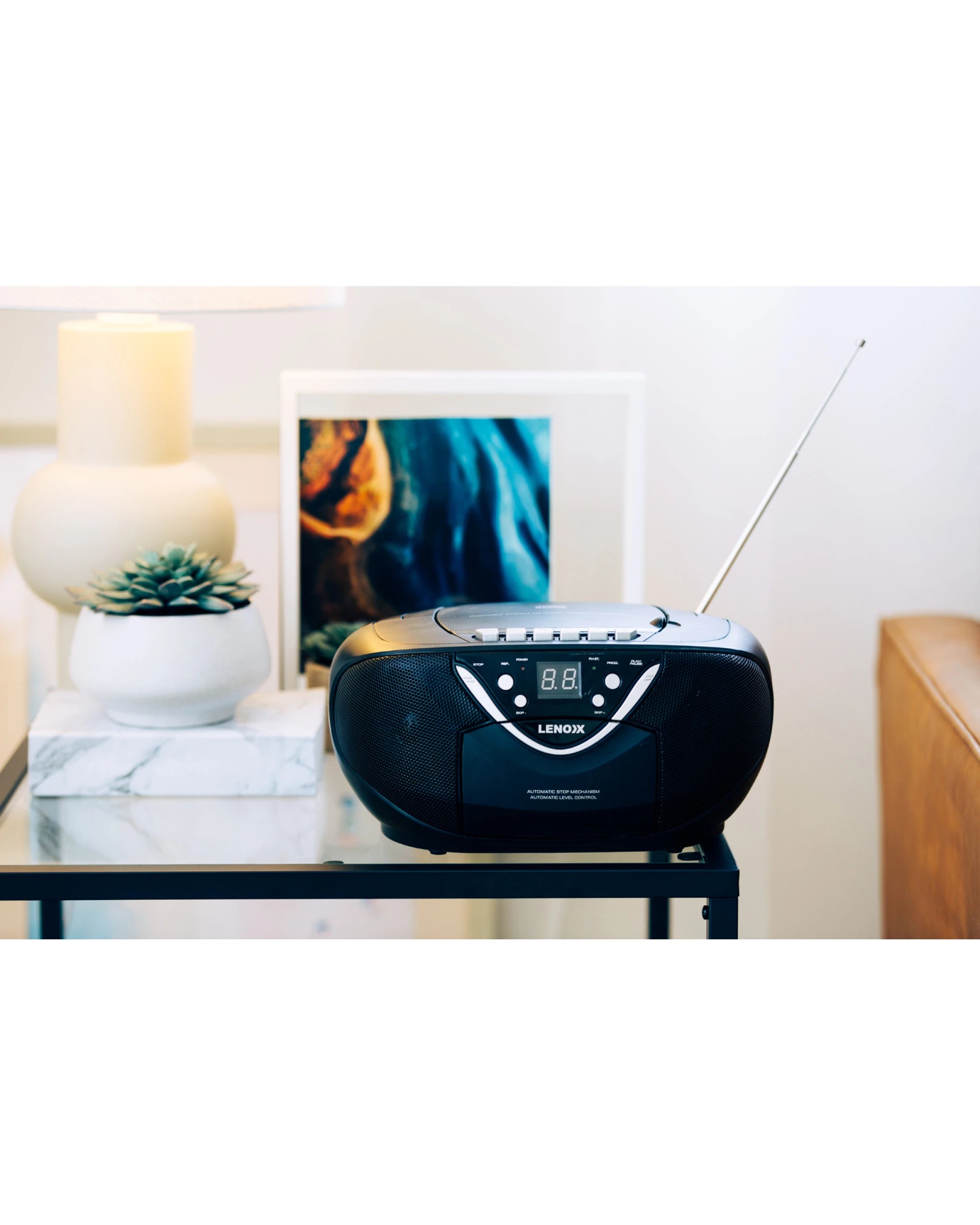 2 Lenoxx Portable CD/Cassette Player with AM/FM Radio Speaker, 2 of 4