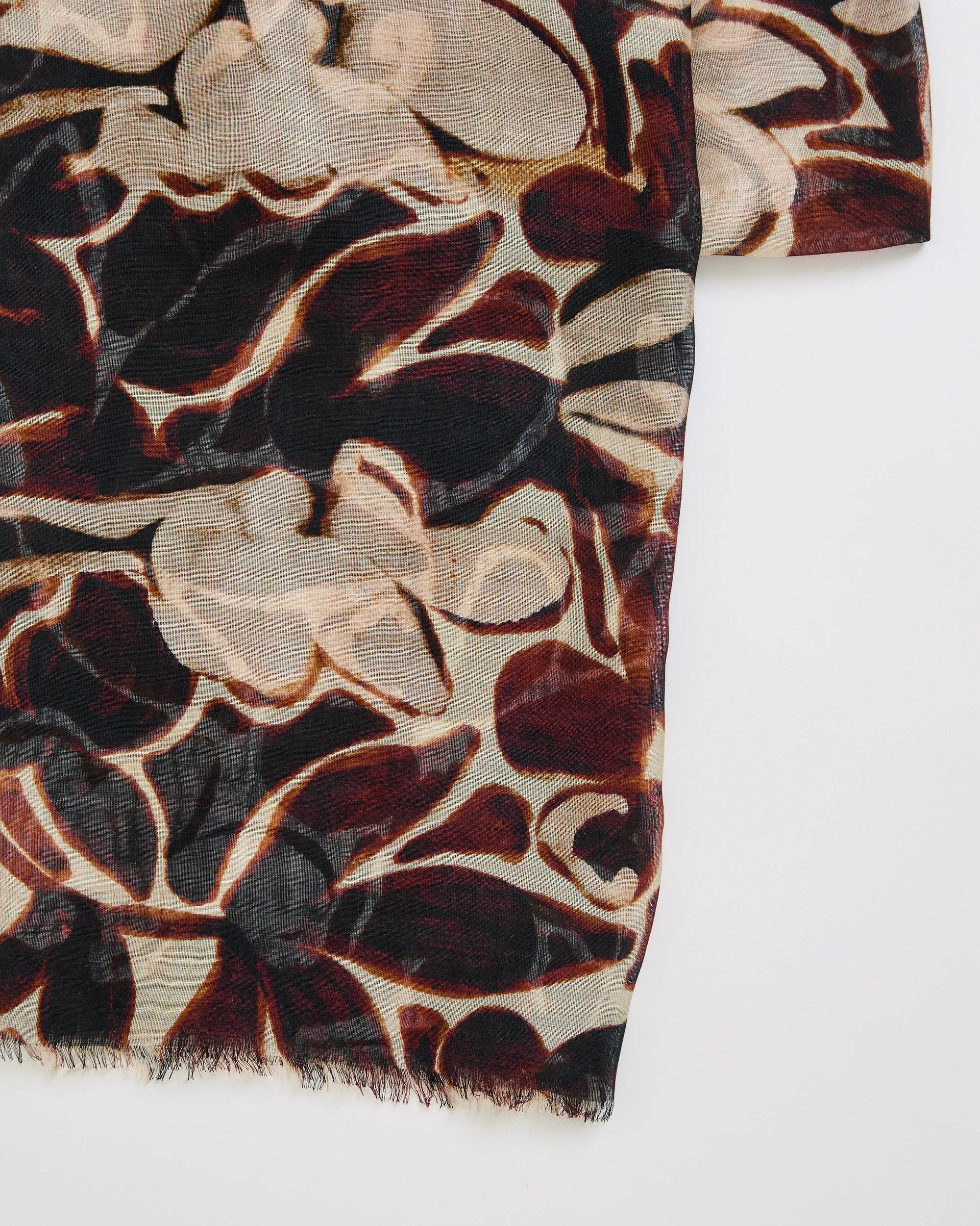 2 Target Woman Lightweight Printed Painterly Floral Scarf CHOCOLATE, 2 of 2