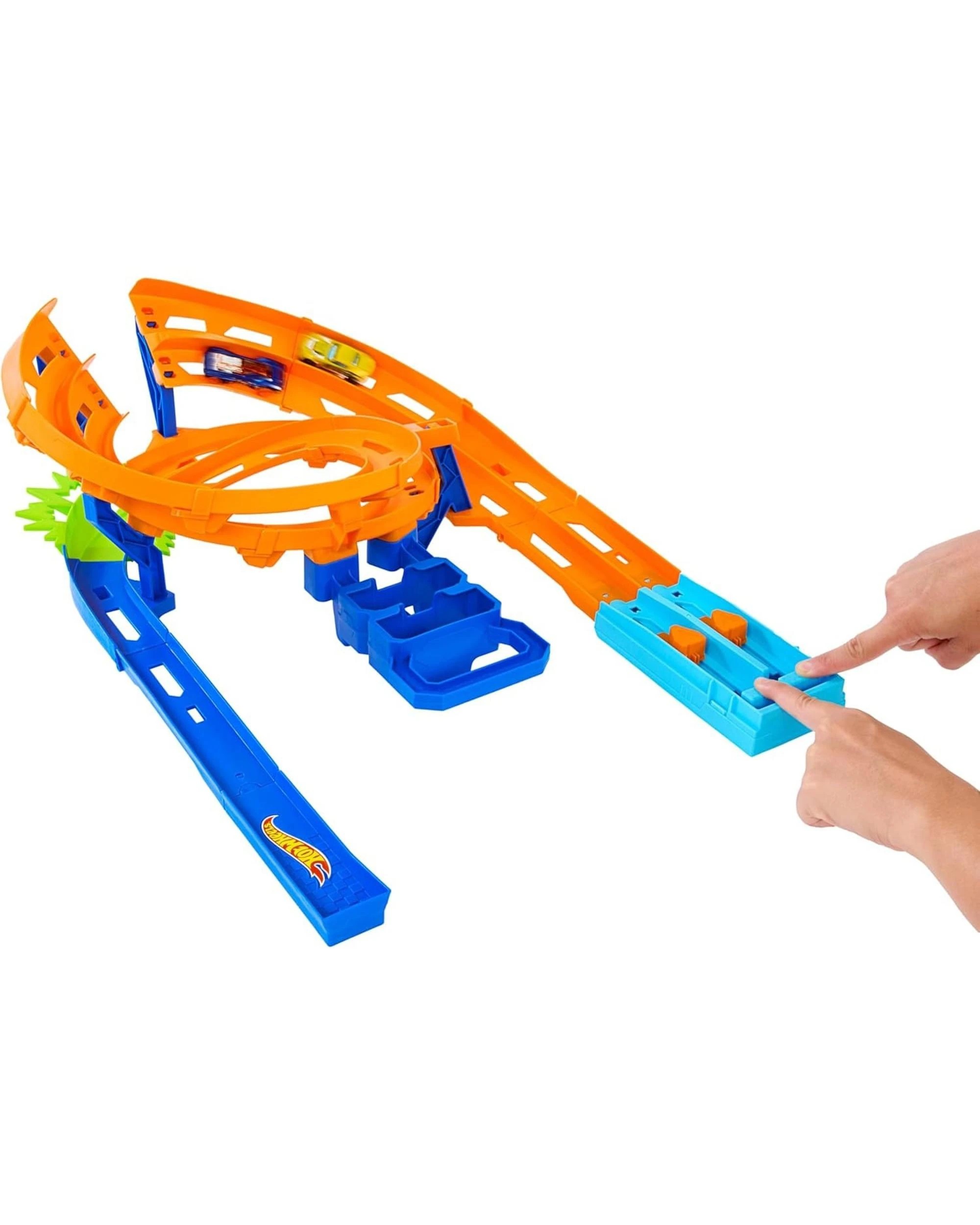 3 Hot Wheels Whip Around Raceway Playset, 3 of 7