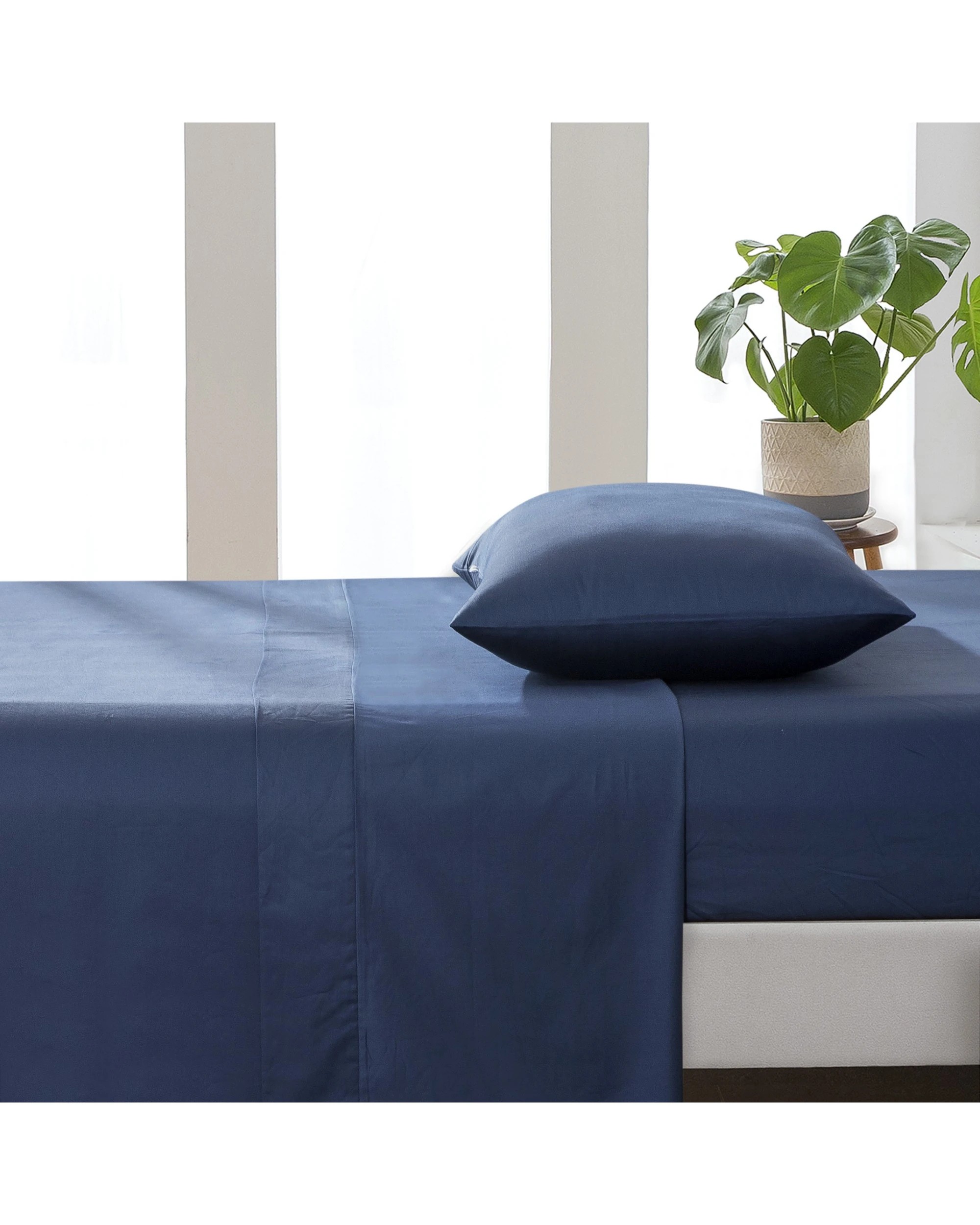 1 ESSN 500TC Cotton Sateen Flat Sheet - Queen Bed - Navy, 1 of 6