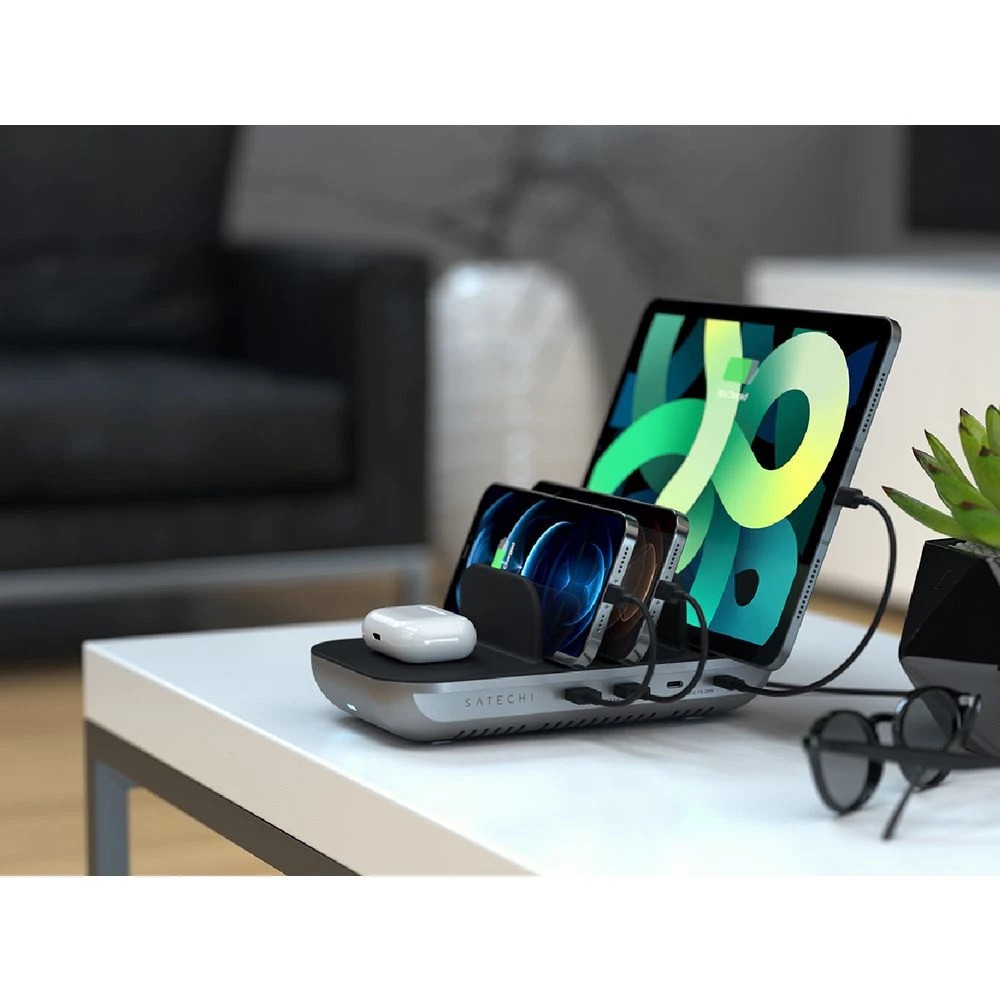 3 Satechi Dock5 Multi-Device Wireless Charging Station, 3 of 3
