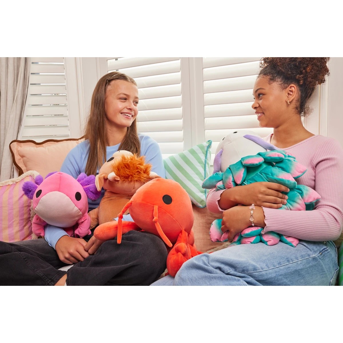 6 Zuru Hug-A-Lumps Plush Toy - Medium, Assorted, 6 of 6