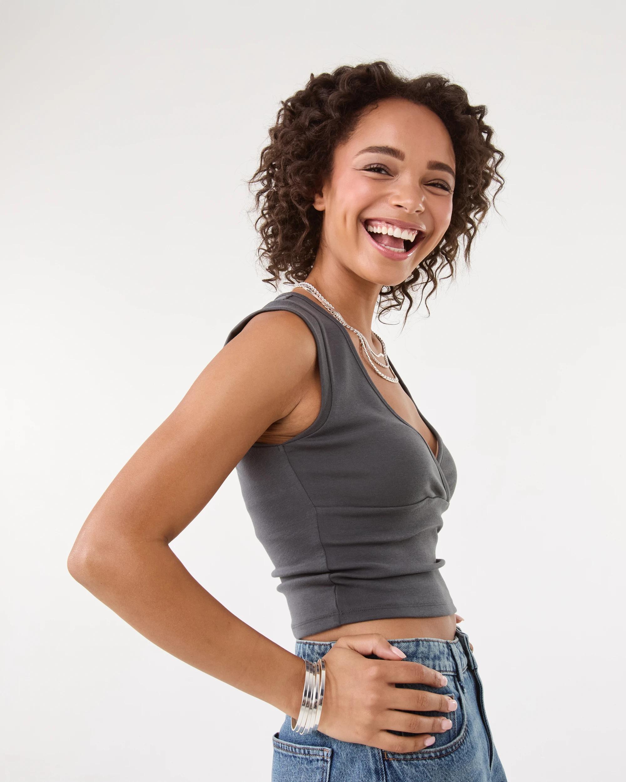 5 Sleeveless Cross Over Tank Magnet, 5 of 6