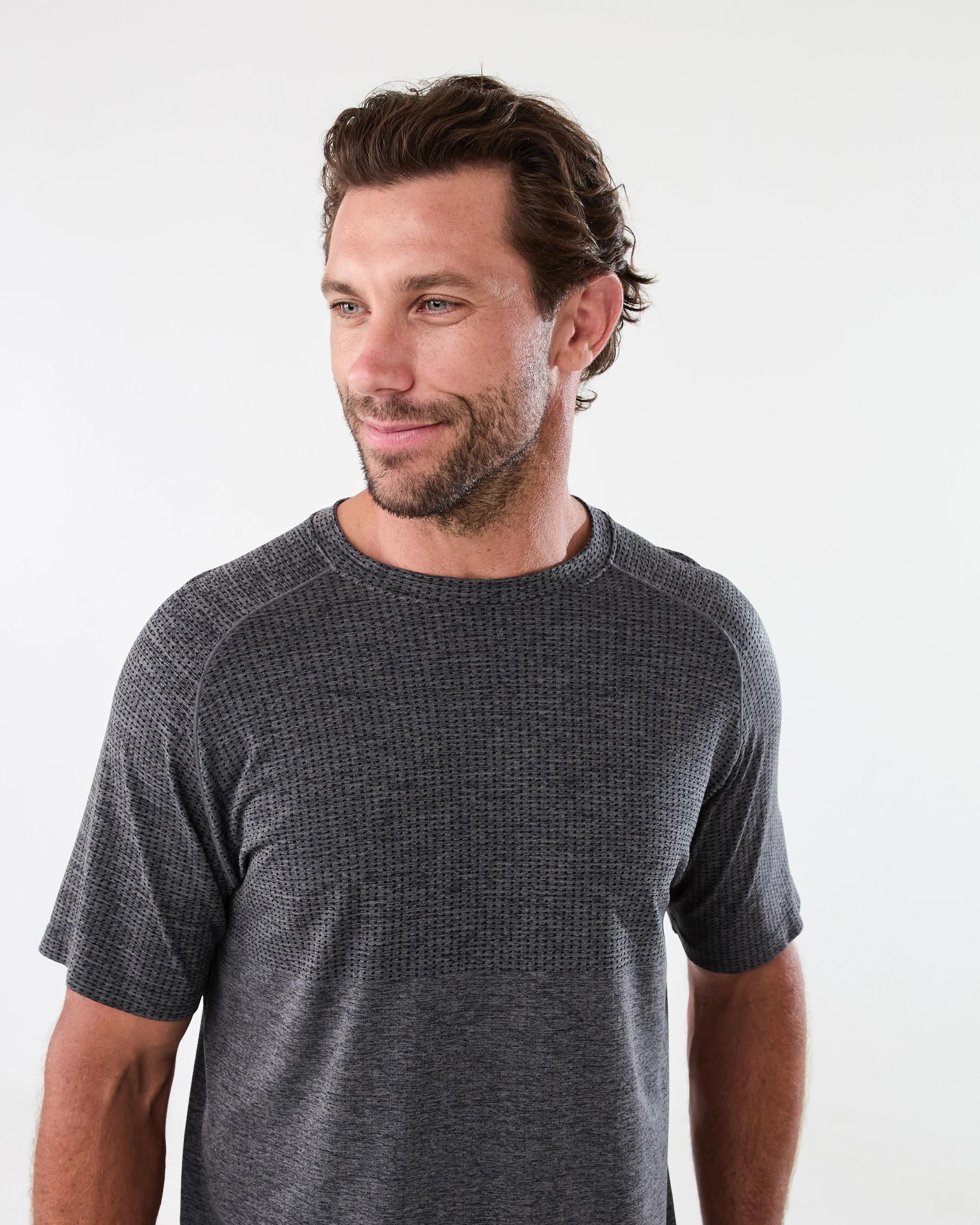 4 Active Mens Movement T-shirt Blk Marle, 4 of 5