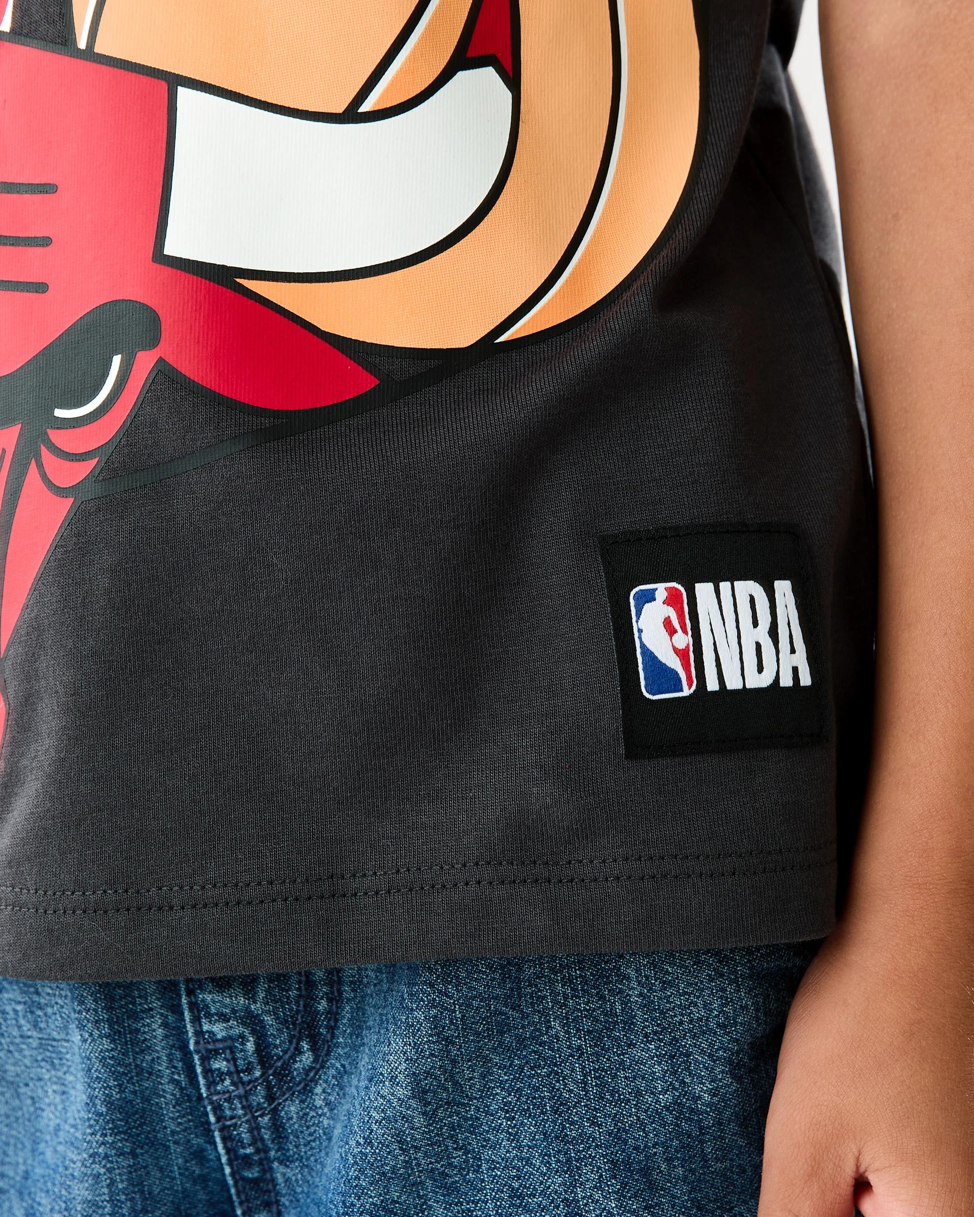 4 Official NBA Kids T-shirt Bulls 7d4w, 4 of 6