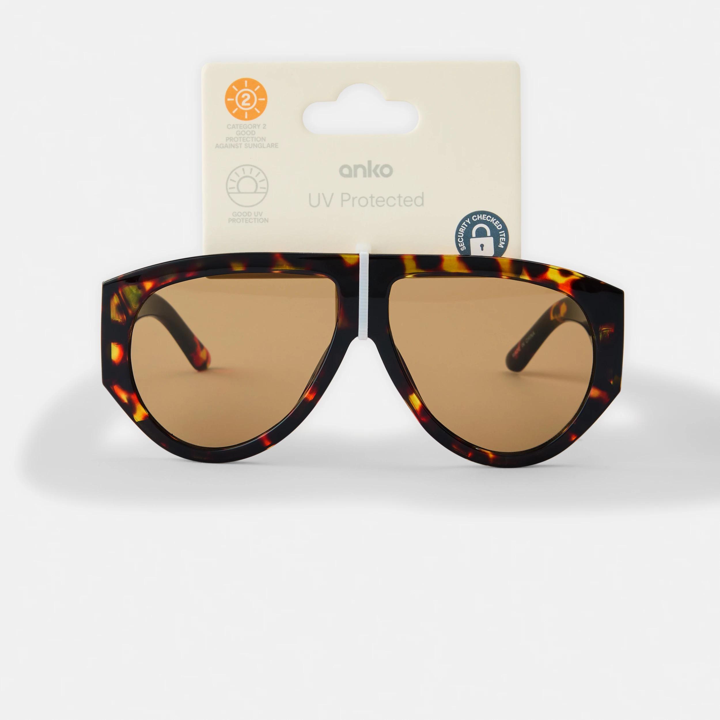 5 Chunky Aviator Sunglasses Tort, 5 of 5