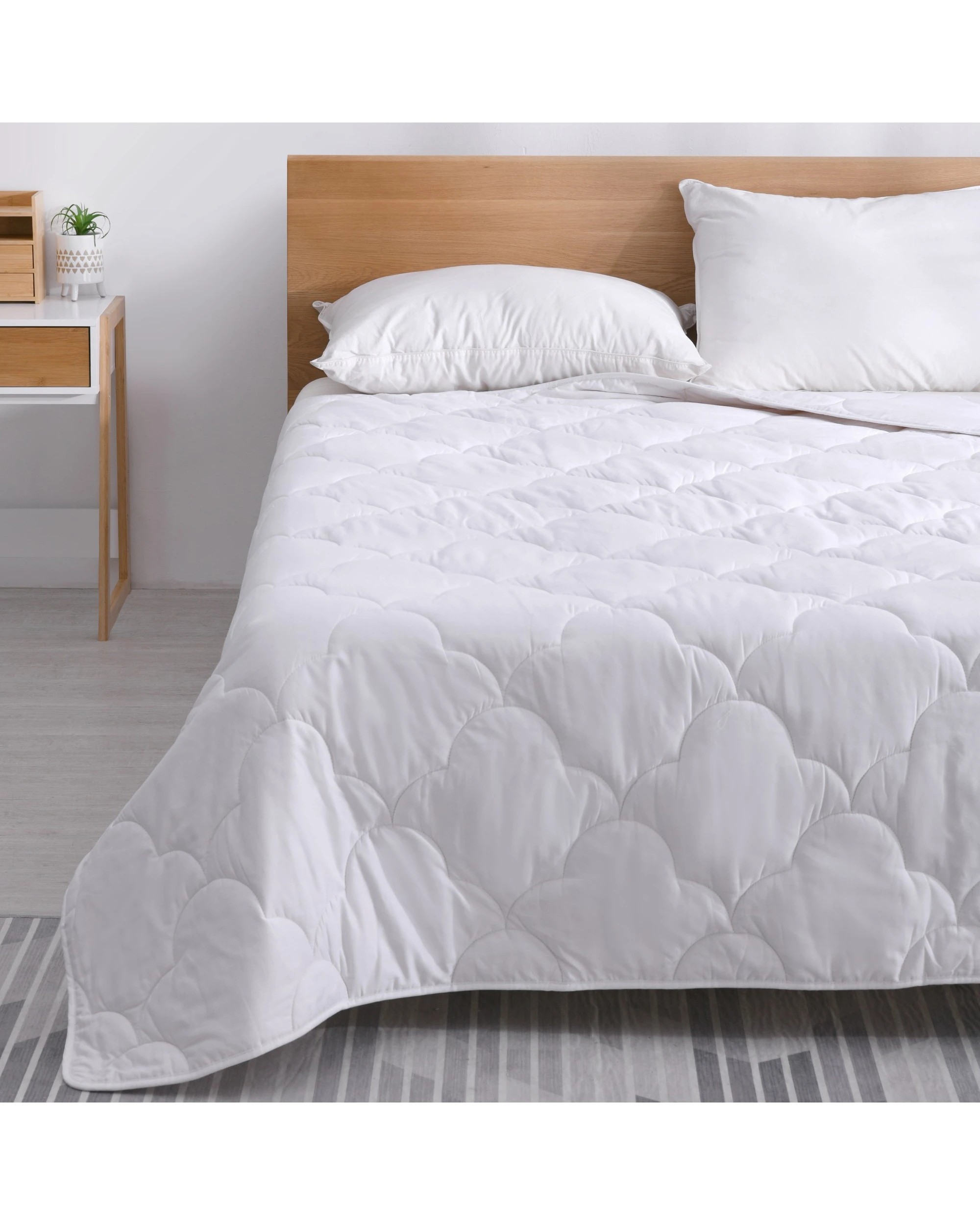 5 Natural Home 250gsm Summer Cotton Quilt - Super King Bed - White, 5 of 10