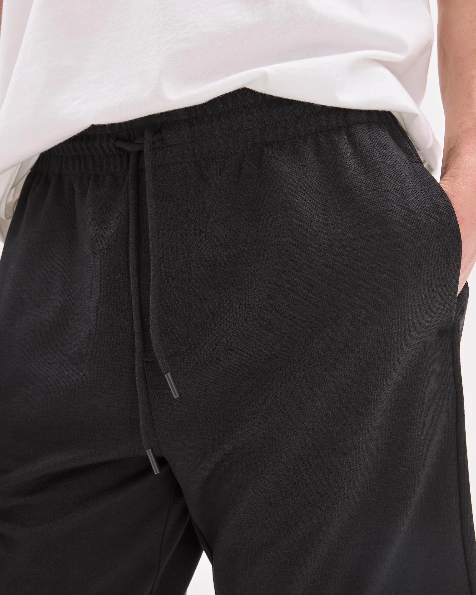 4 Target Textured Fleece Shorts BLACK, 4 of 6