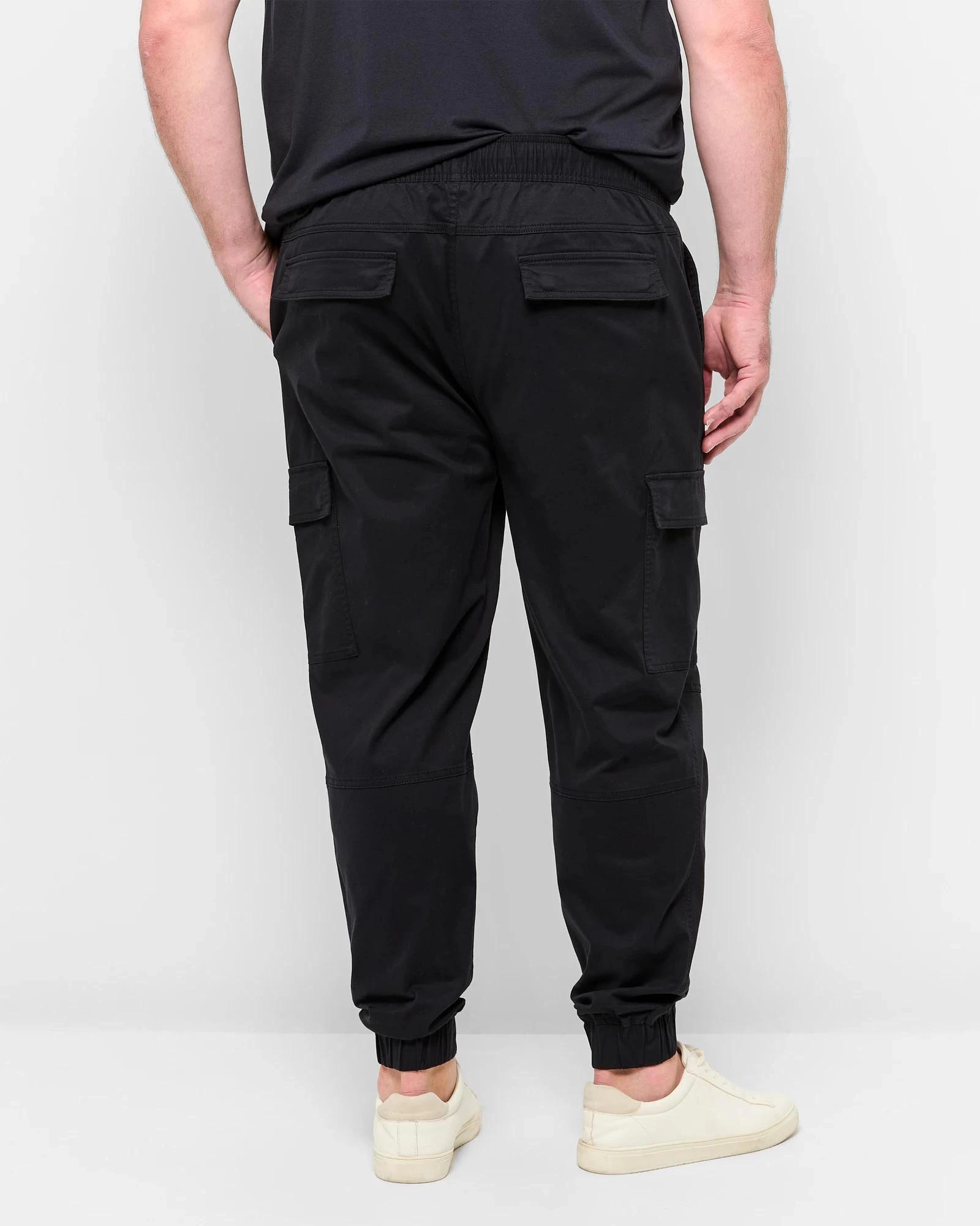 4 Target Plus Size Panel Cargo Jogger Pants BLACK, 4 of 5