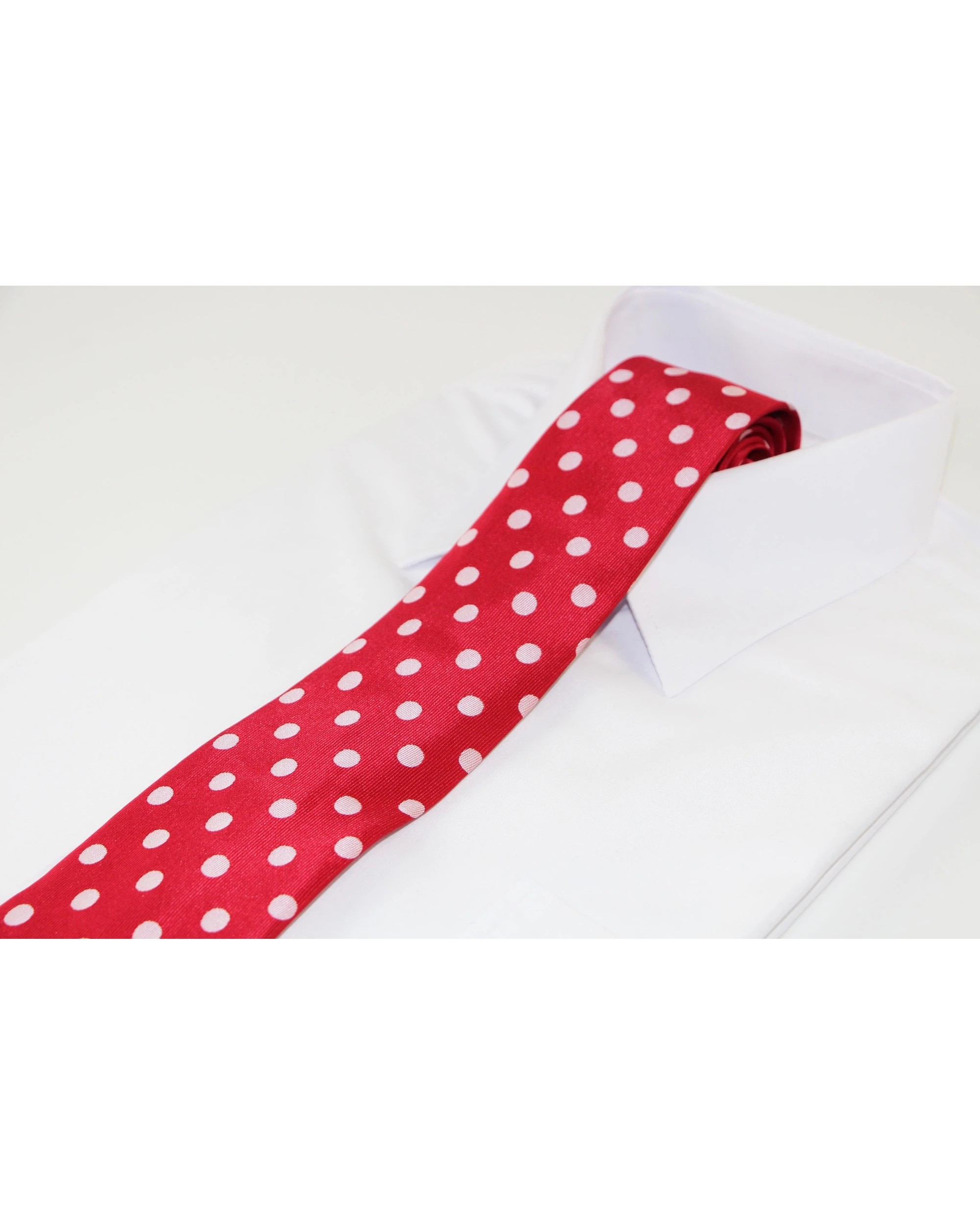 1 Zasel Mens Red & White Polka Dot Patterned 8cm Neck Tie, 1 of 2