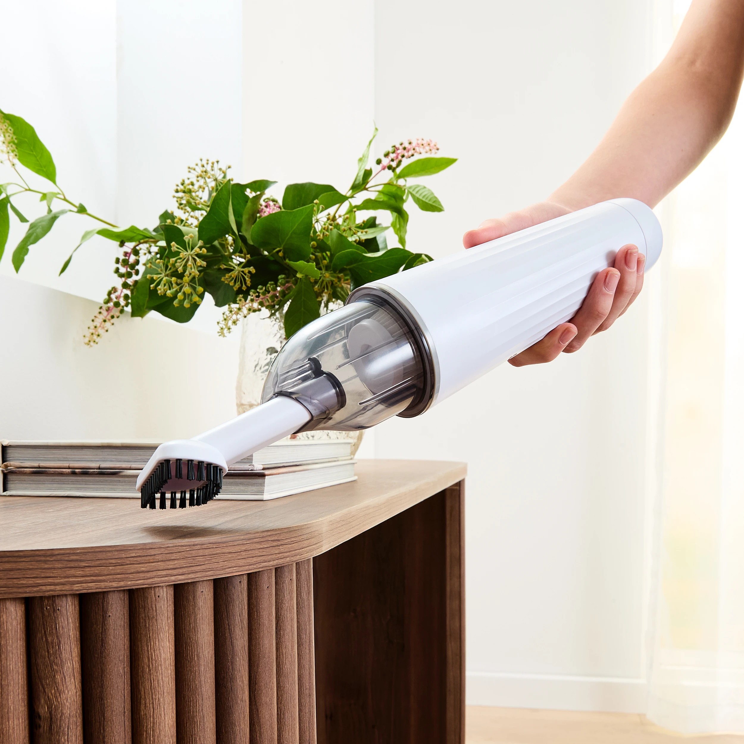 1 Handheld Vacuum Cleaner, 1 of 9