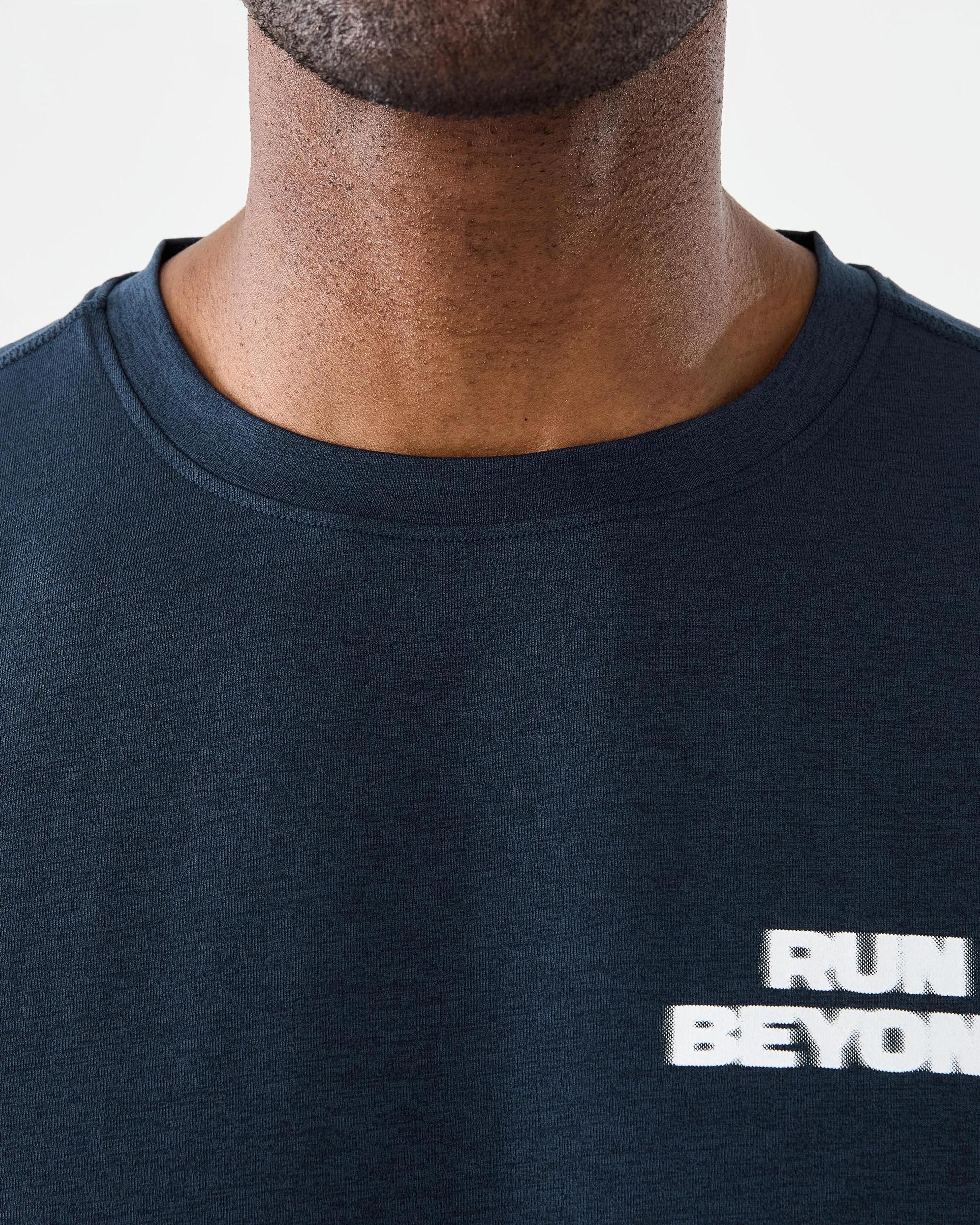 6 Active Mens Oversized Graphic T-shirt Run Beyond, 6 of 7