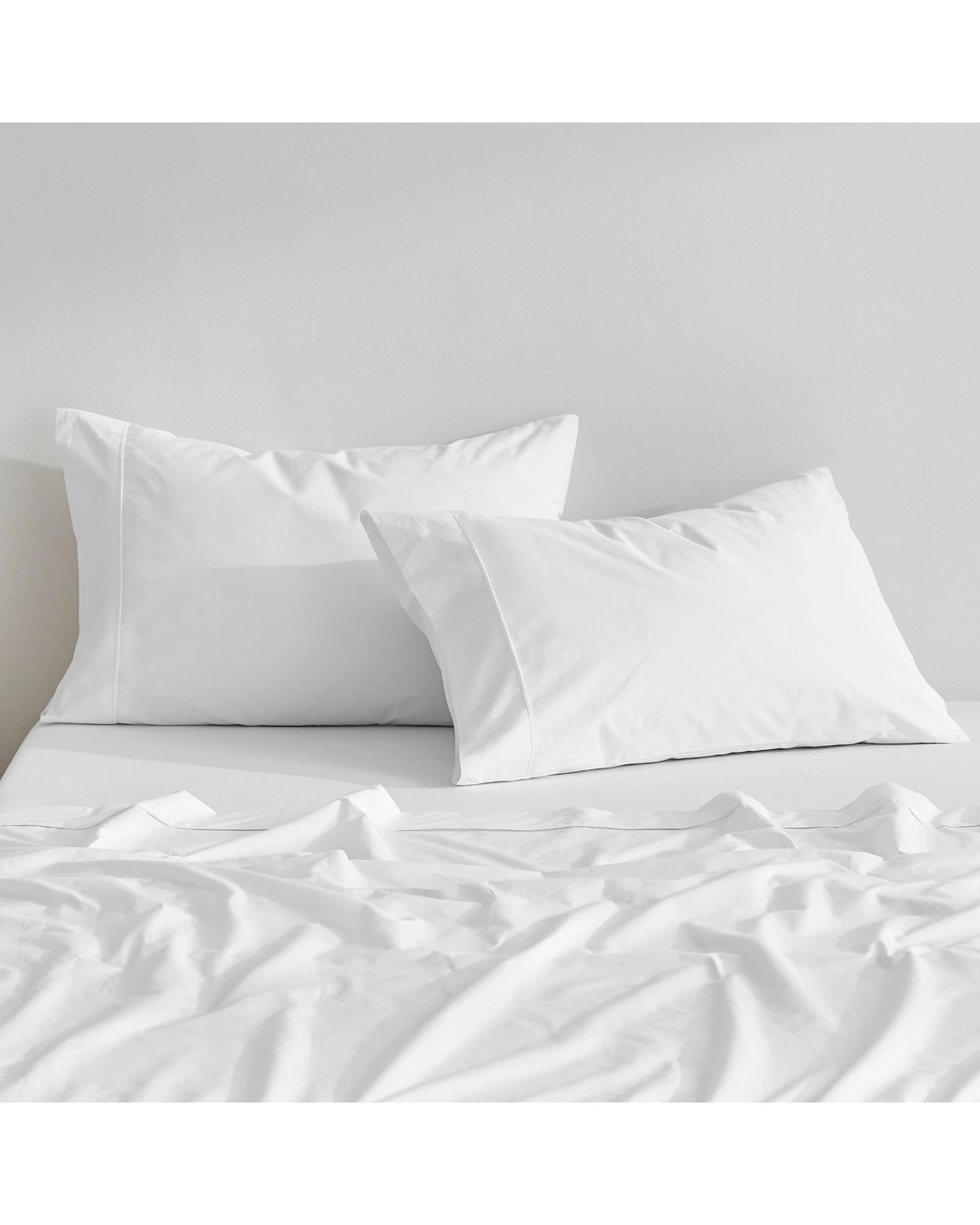 3 Dreamaker 300TC Cotton Percale Sheet Set - King Bed - White, 3 of 9
