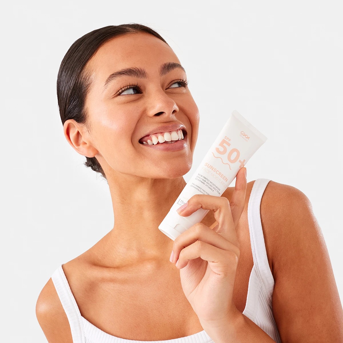 4 OXX Skincare SPF 50+ Face Moisturiser and Sunscreen 75ml - Vitamin E, 4 of 10