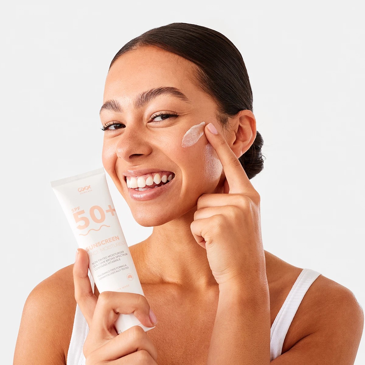 8 OXX Skincare SPF 50+ Face Moisturiser and Sunscreen 75ml - Vitamin E, 8 of 10