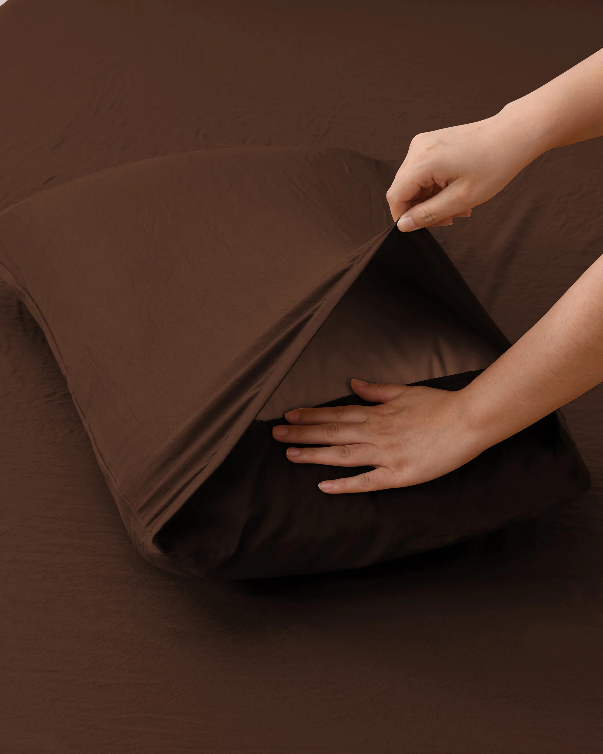 5 Dreamaker Superfine Washed Microfibre Quilt Cover Set - Super King Bed - Chocolate, 5 of 9