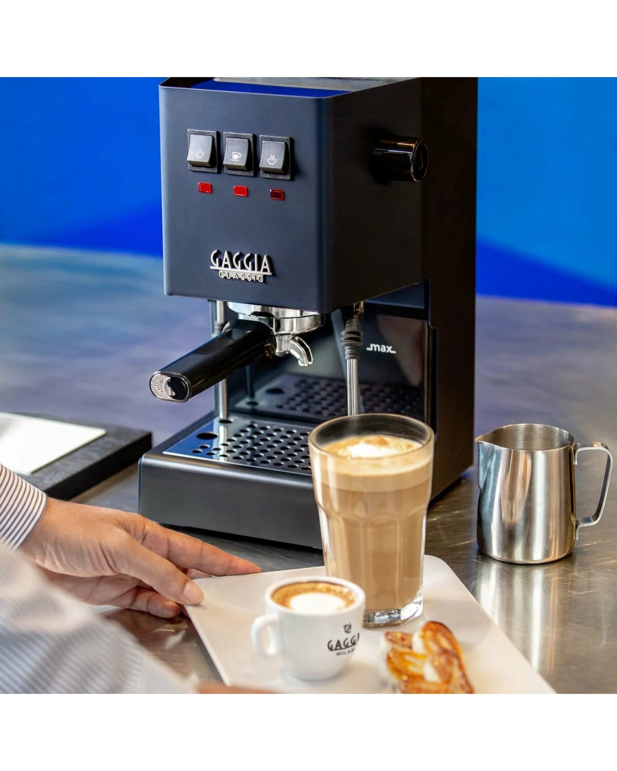5 Gaggia Classic E24 Coffee Machine Blue, 5 of 5