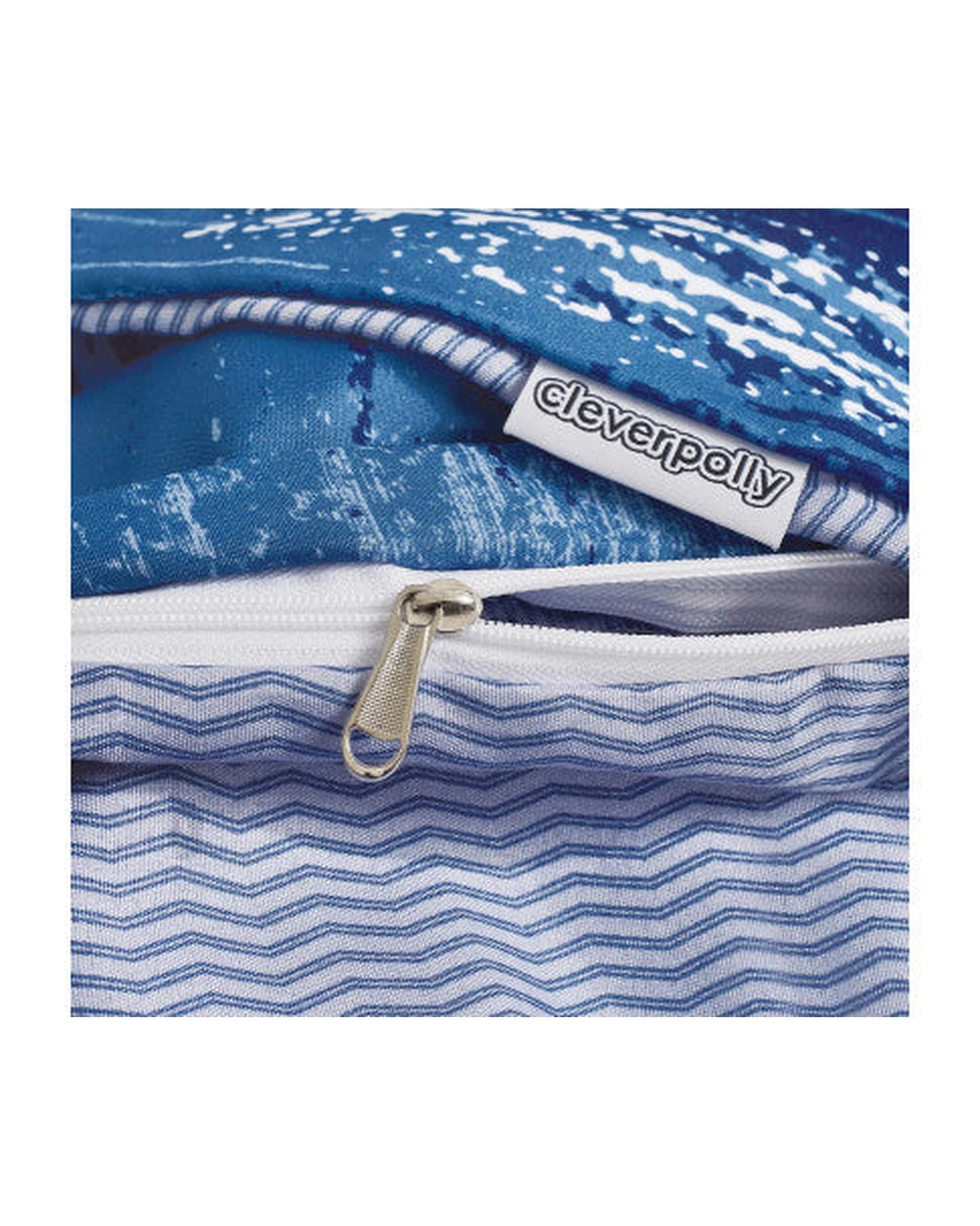 3 GIOIA CASA Chavez microfiber reversible quilt cover  - King - Blue, 3 of 6