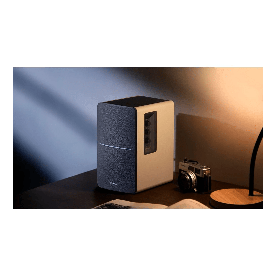 10 EDIFIER R1280DB Bluetooth Bookshelf Speaker Silver/White, 10 of 10