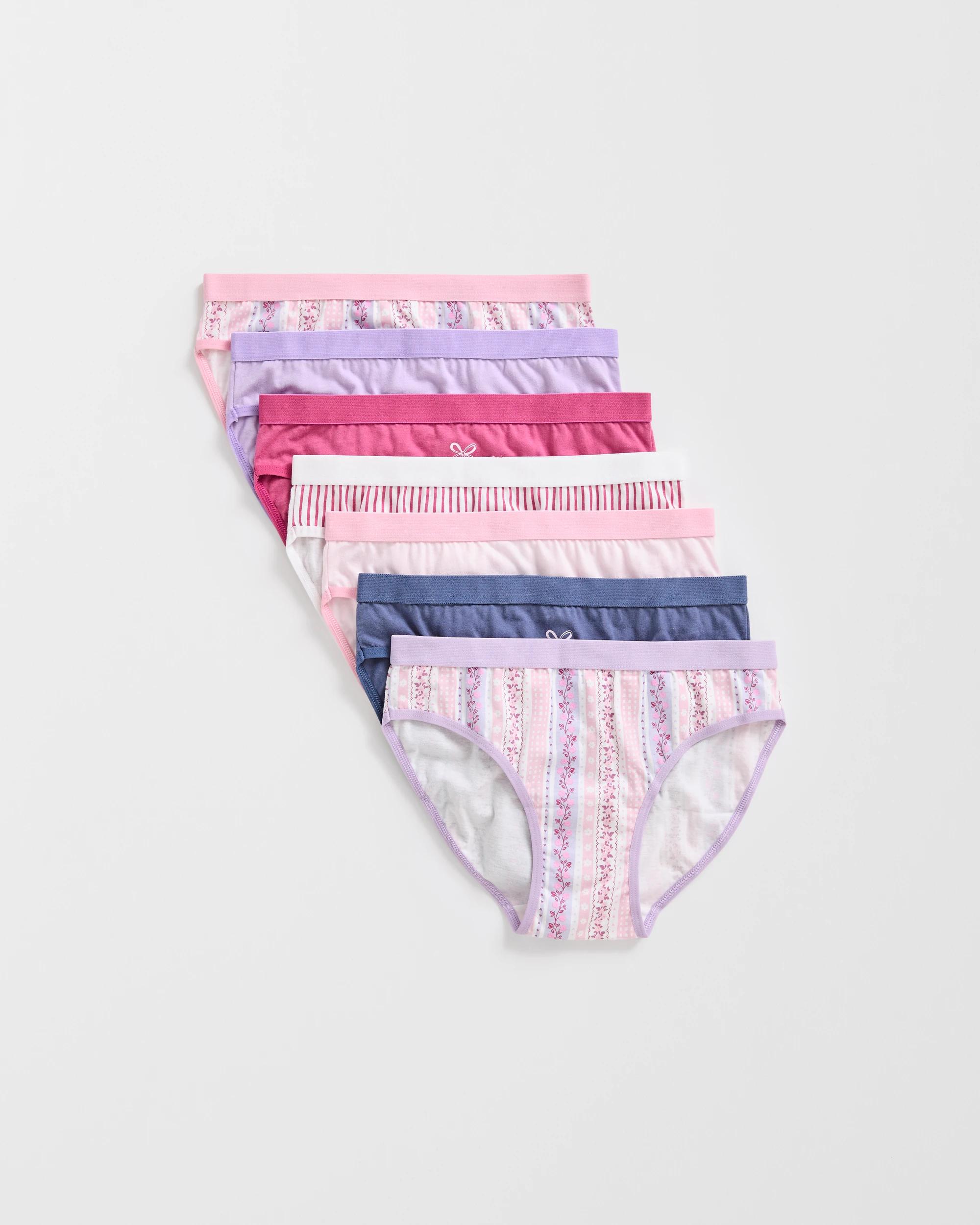 1 Maxx Australian Cotton 7 Pack Older Girls Briefs LOCKET, 1 of 2