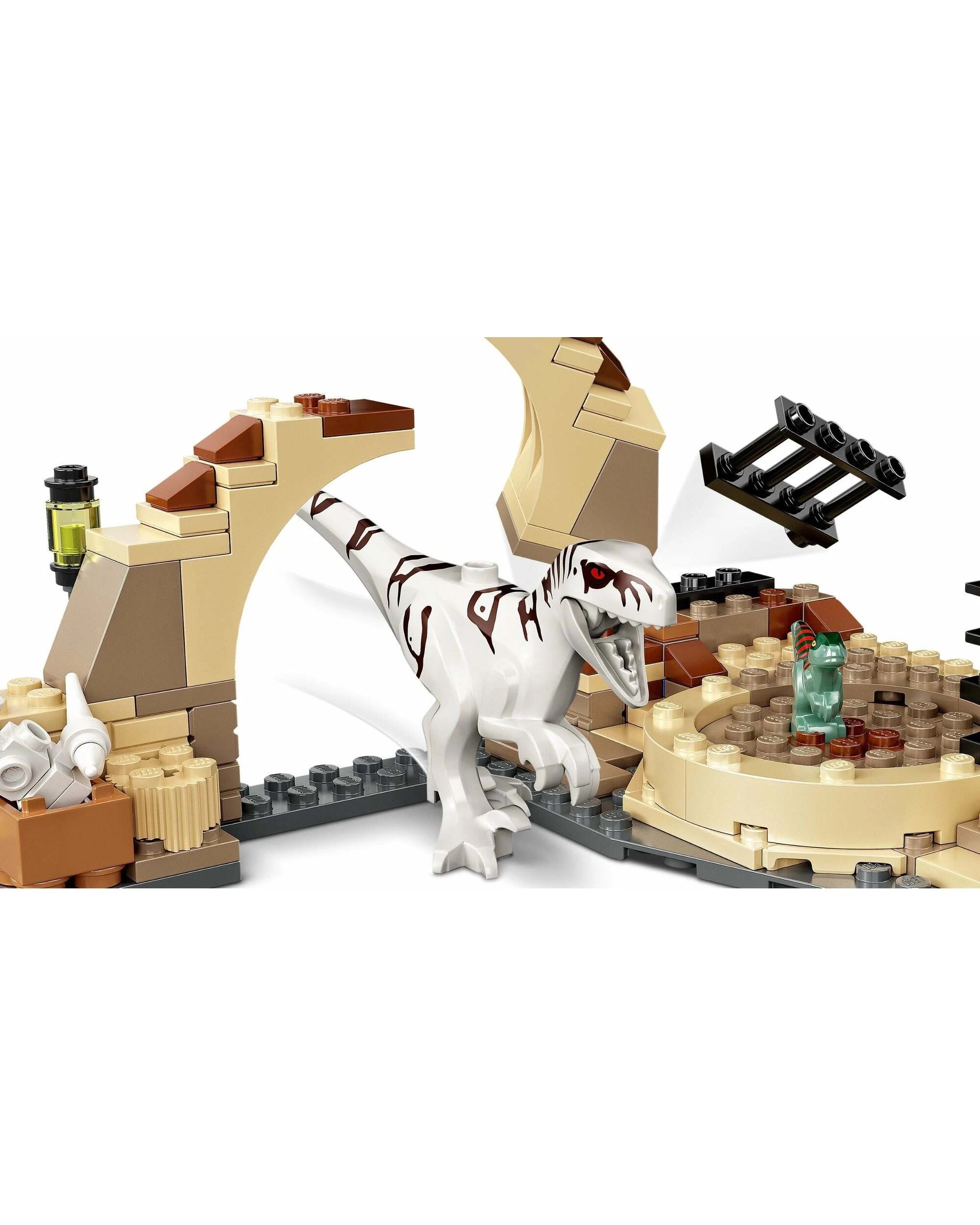 2 LEGO Jurassic Park 76945 Atrociraptor Dinosaur: Bike Chase, 2 of 5