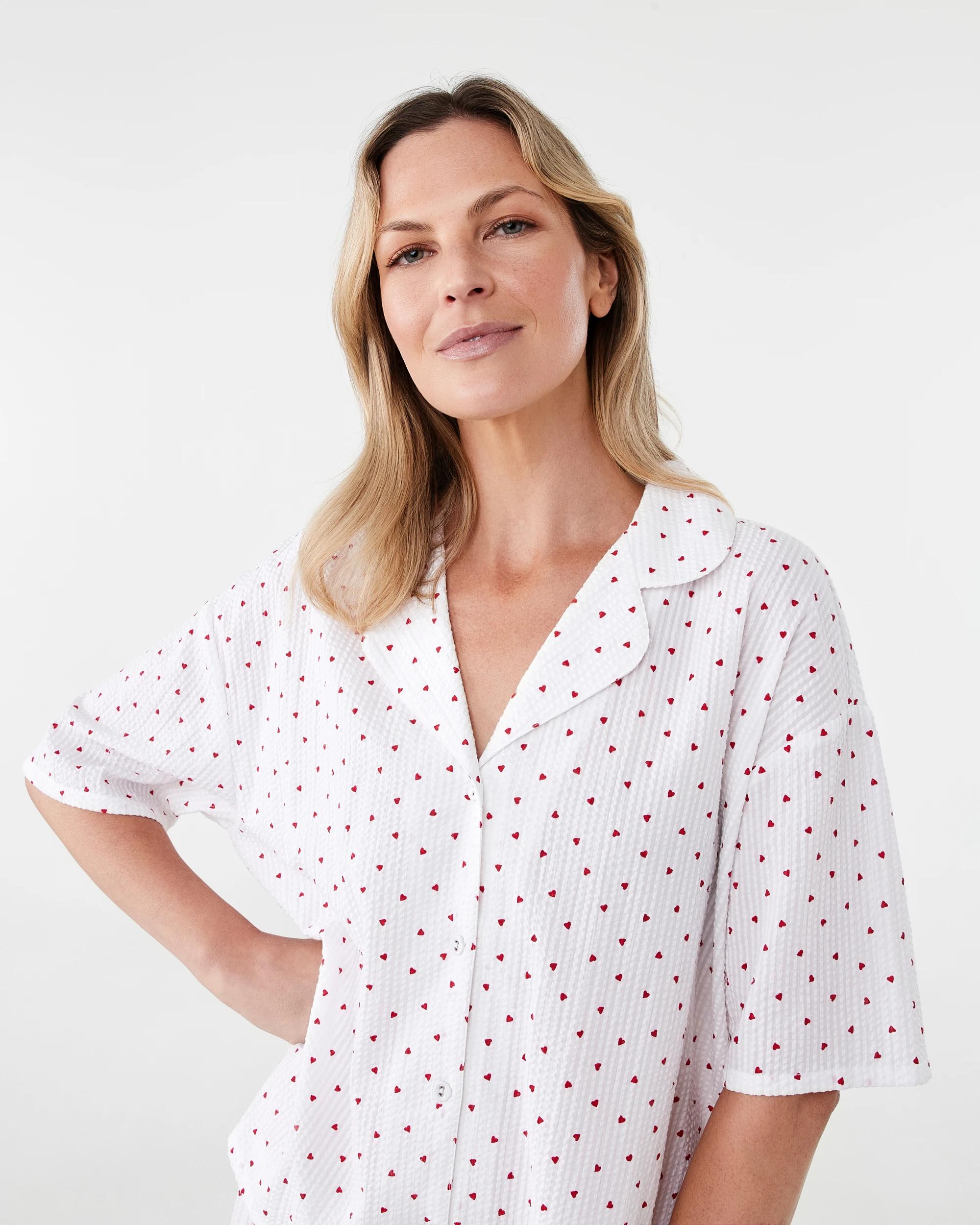 4 Cotton Seersucker Short Sleeve and Shorts Pyjama Set Hearts, 4 of 8