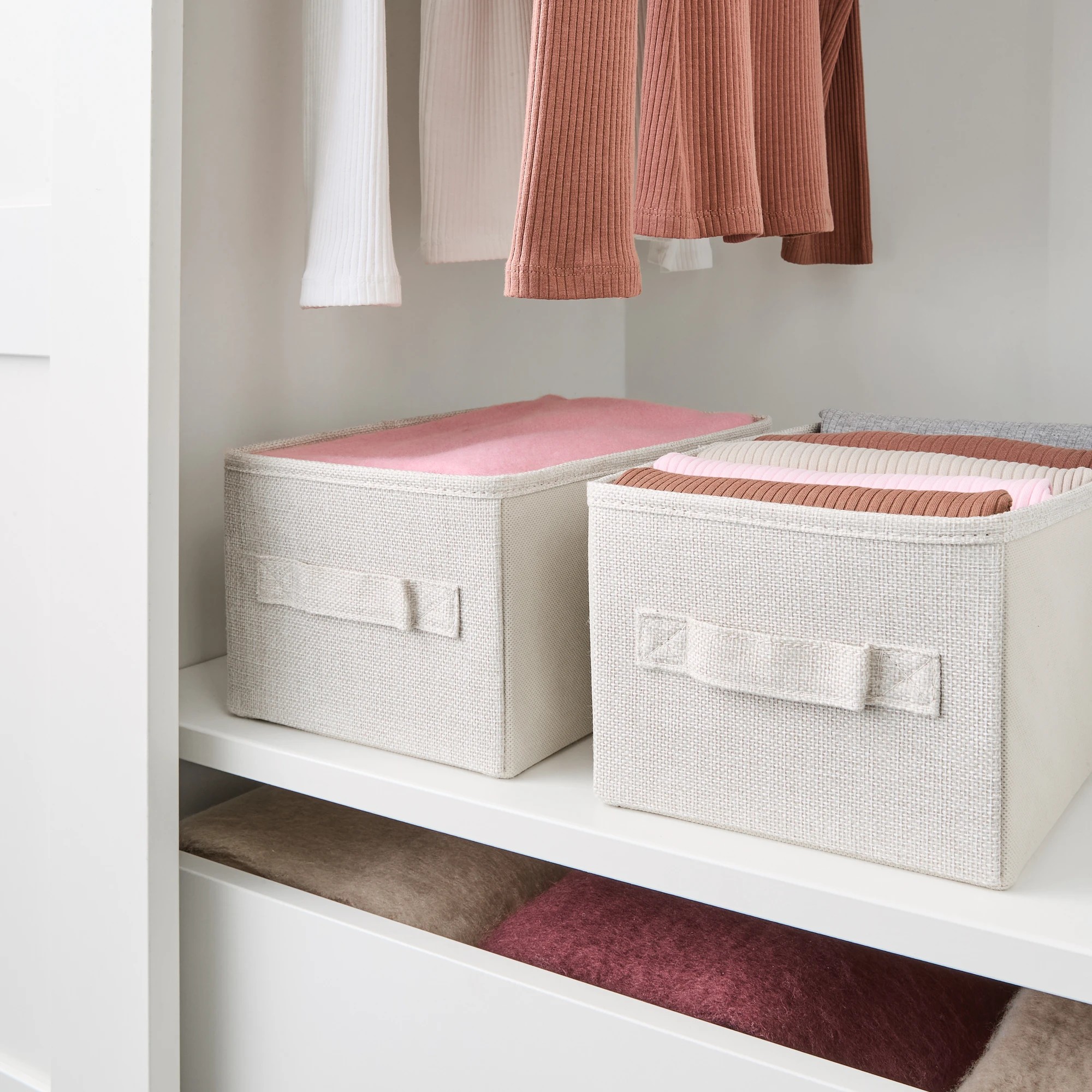 1 Set of 2 Narrow Drawers, 1 of 10