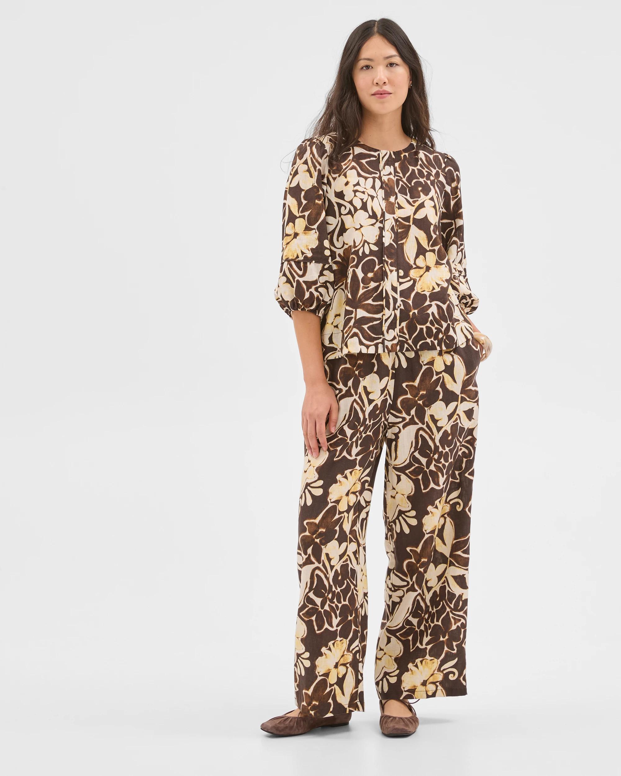 1 Target Woman European Linen Popover Blouse PRINT, 1 of 6