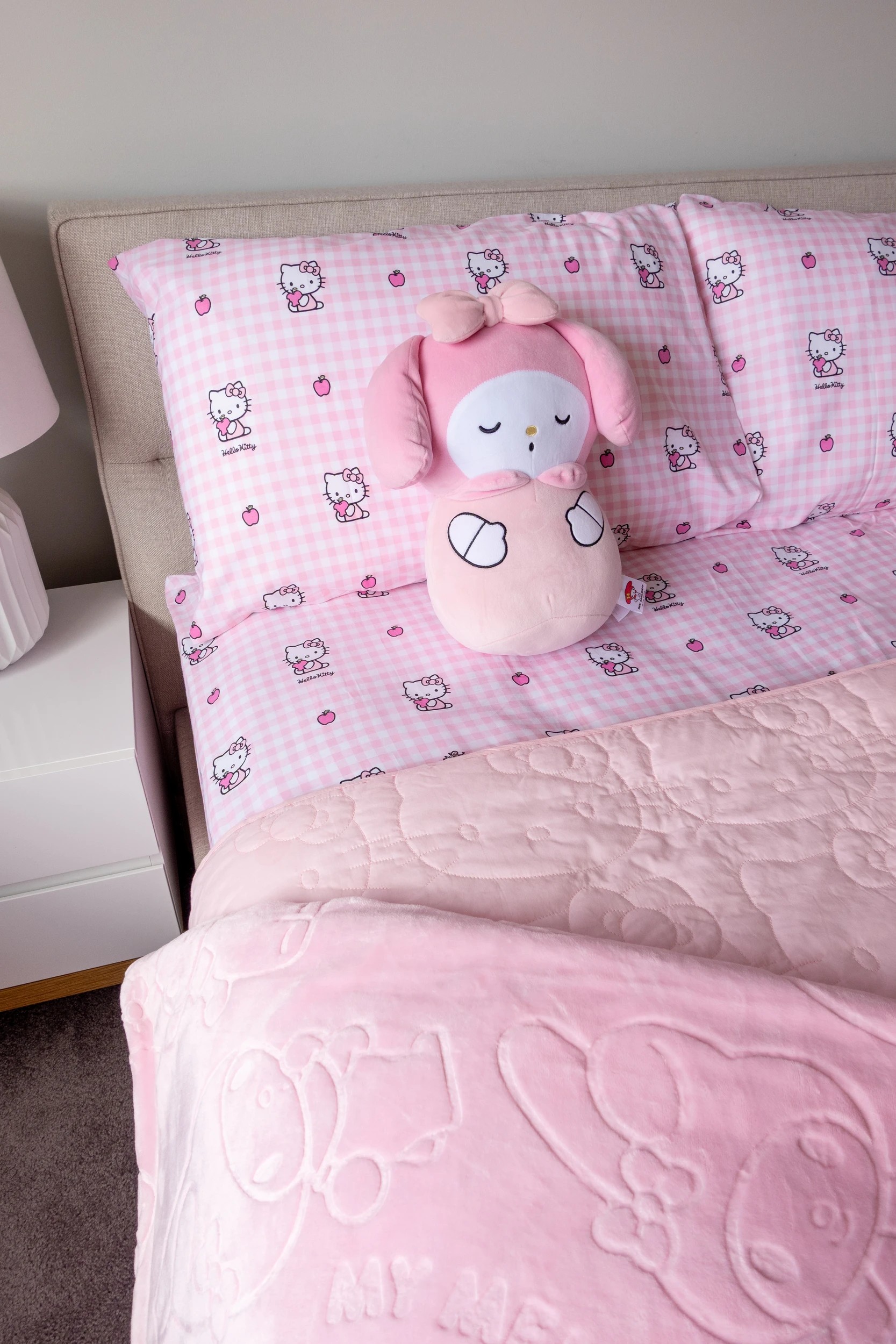 5 Hello Kitty Melody Blanket with Cushion - Pink, 5 of 5