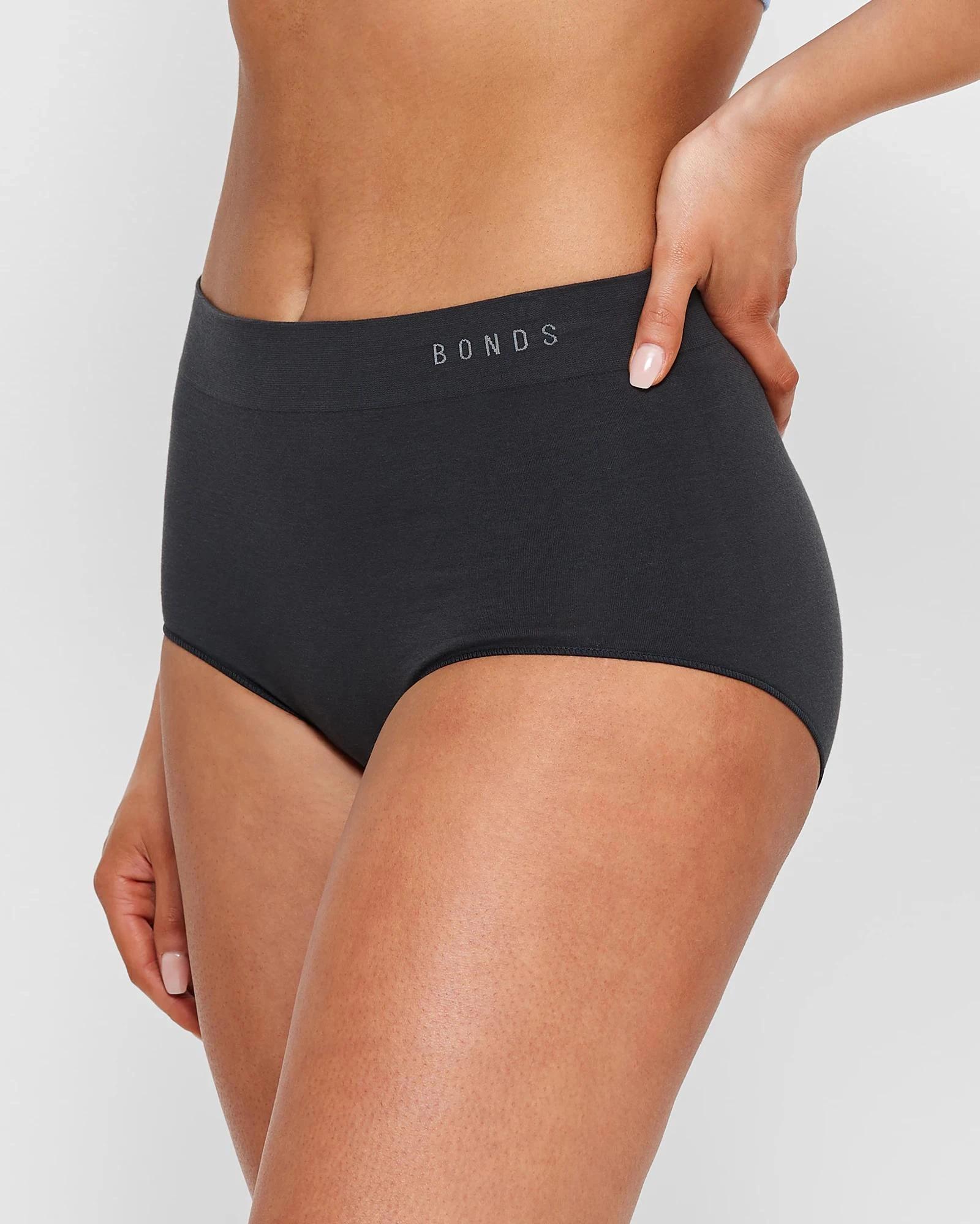 3 Bonds 2 Pack Seamless Full Briefs BLACK, 3 of 4