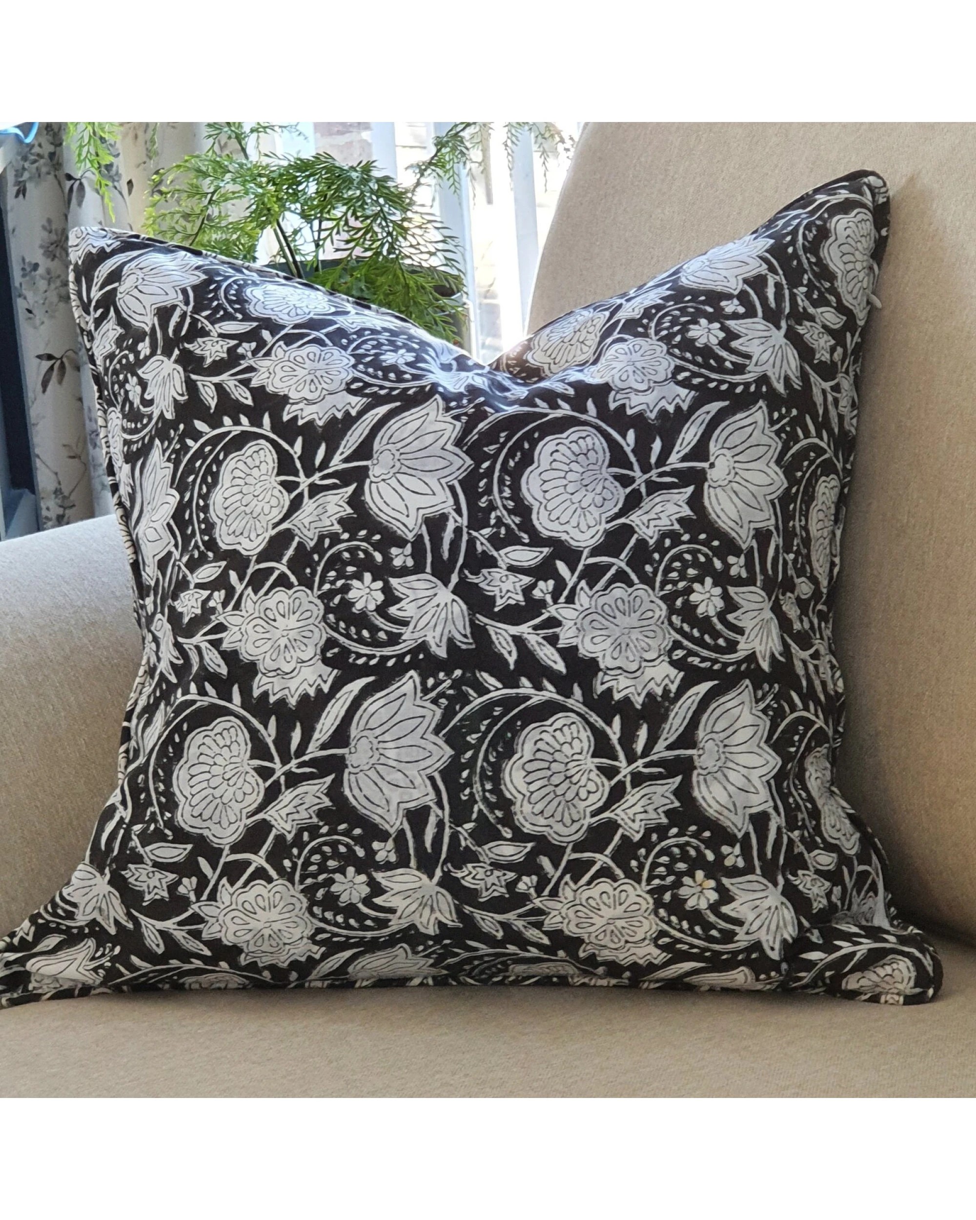 2 1x Kolka Black Floral Lounge Decorative Cushion Soft Cotton Cover - Black, 2 of 2