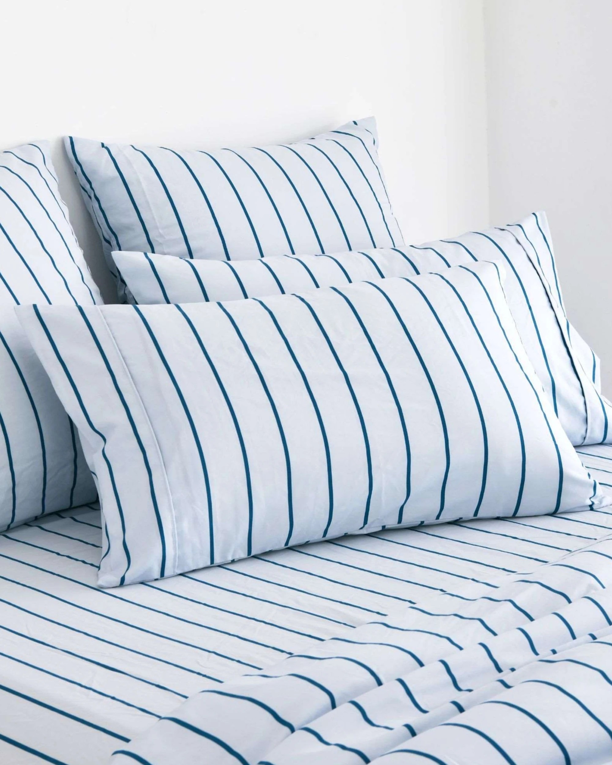 5 Dreamaker Superfine Washed Microfibre Striped Fitted Sheet Set - King Bed - Sky / Teal, 5 of 5