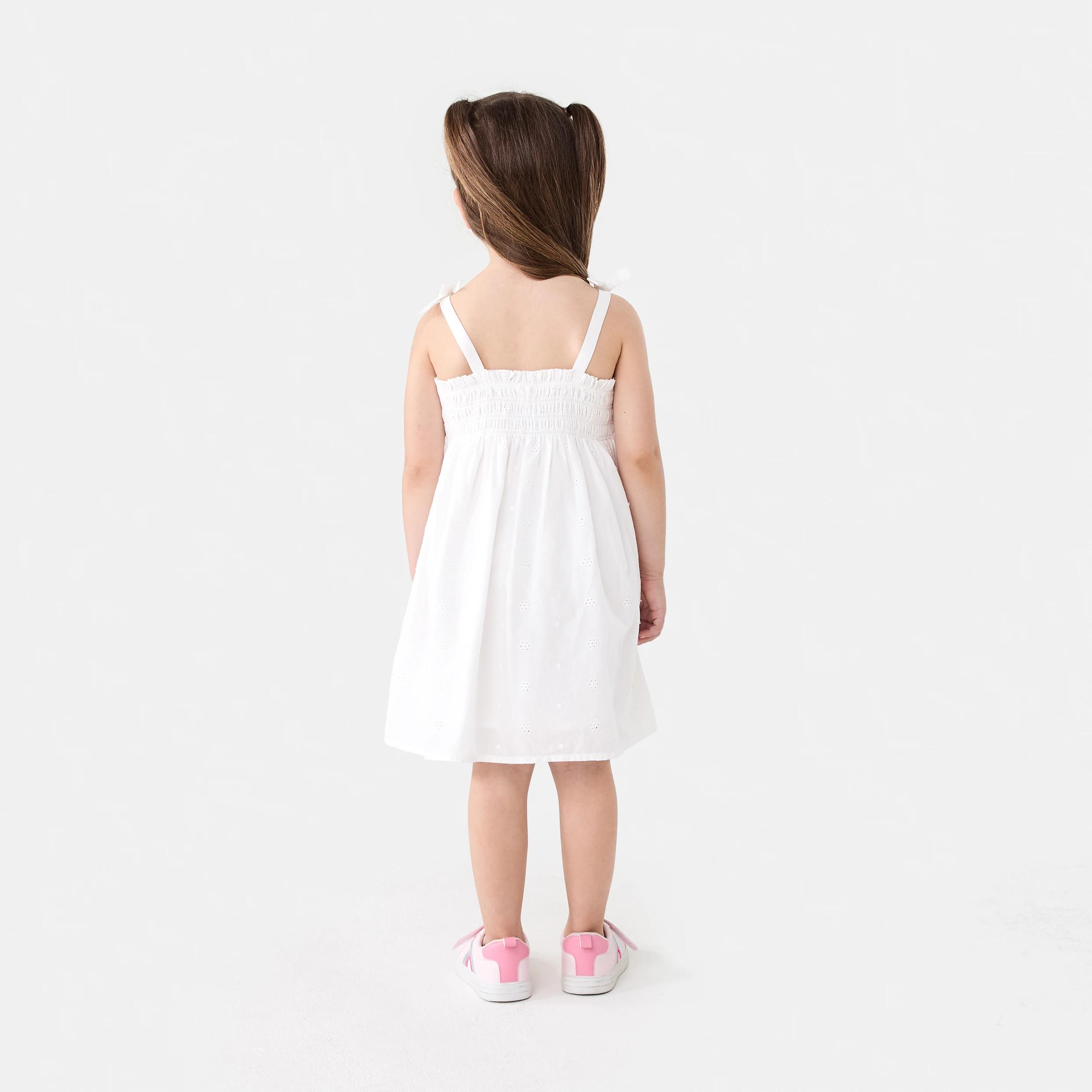 8 Sleeveless Smocked Dress Snw White, 8 of 8
