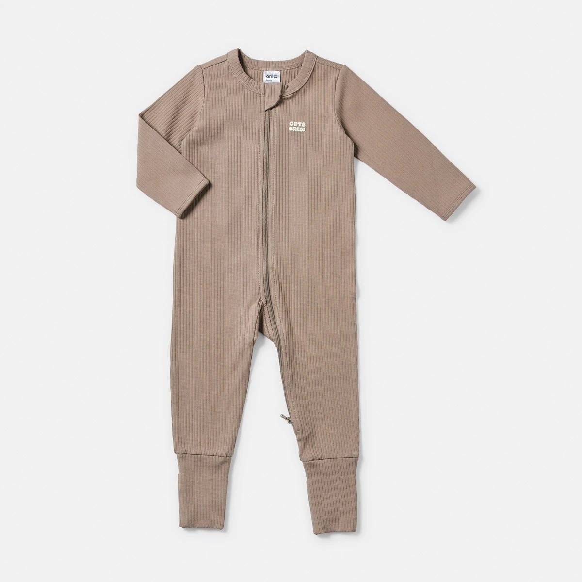 1 Rib Turn Cuff Coverall BROWN CUTE SLOGAN, 1 of 3