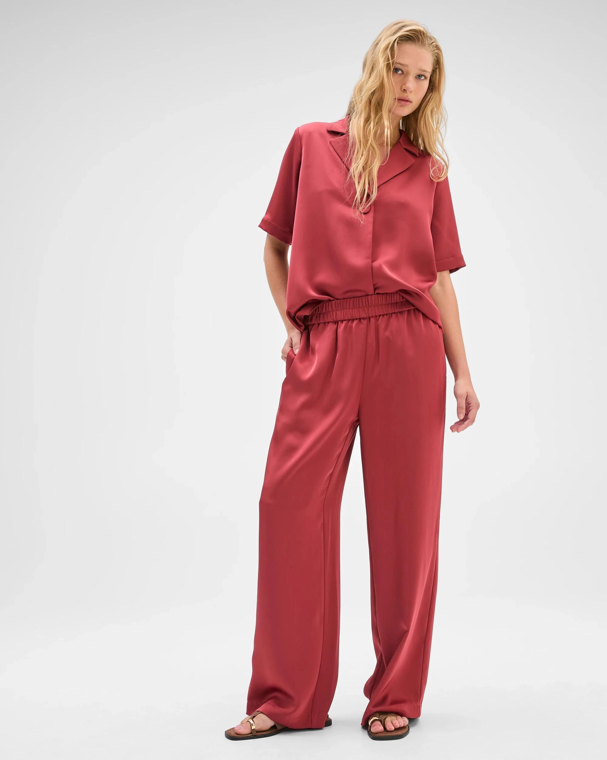 3 Preview Satin Straight Leg Pants POMEGRANATE, 3 of 7