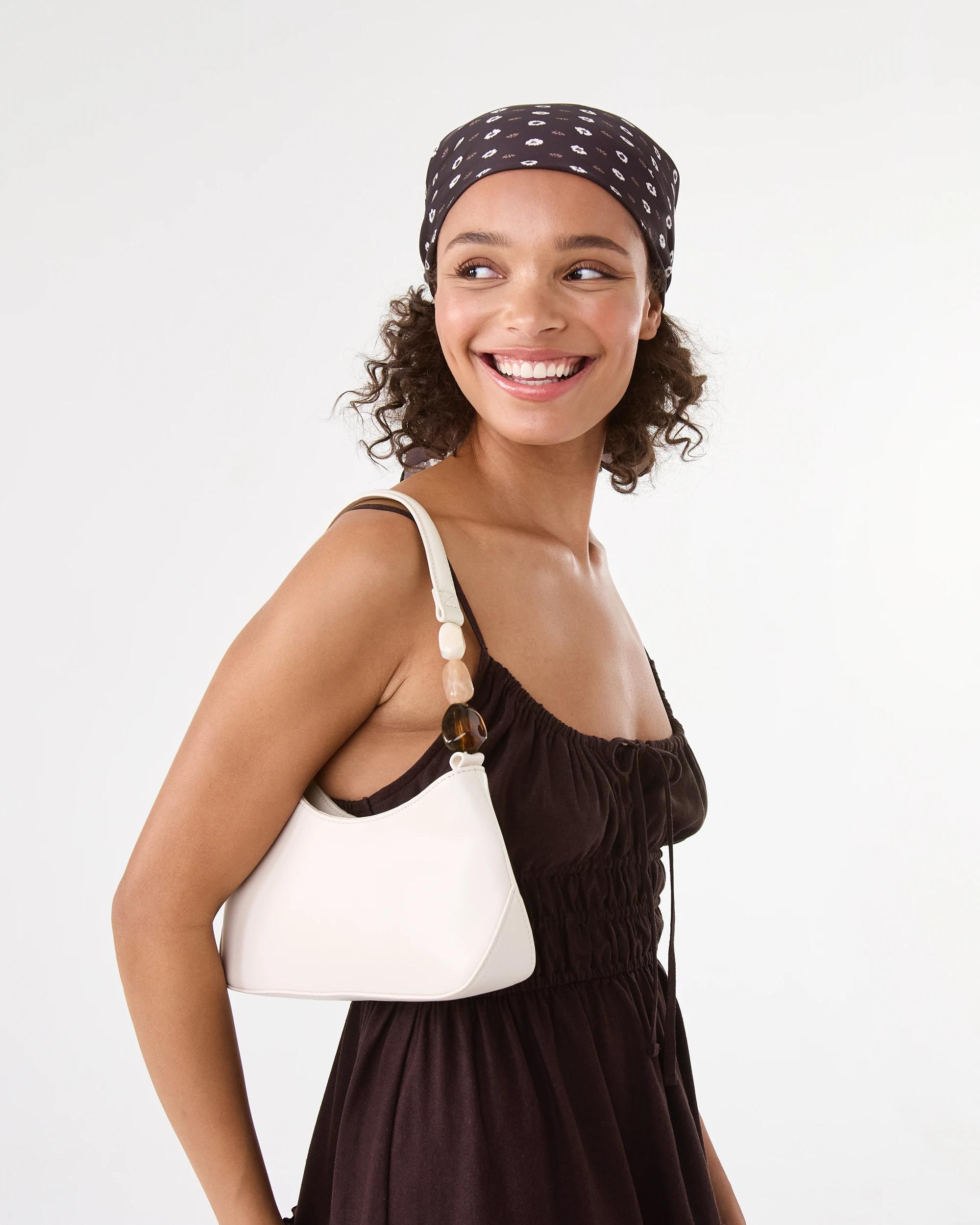 4 Curved Shoulder Bag Porcelain, 4 of 6