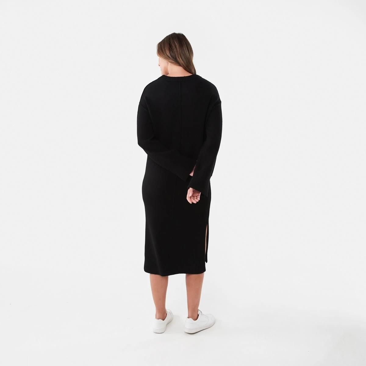 3 Long Sleeve Crew Neck Seam Detail True Knit Midi Dress Black, 3 of 7