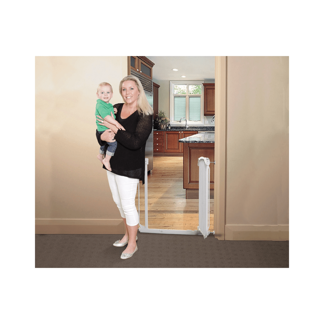 3 Dreambaby Chelsea 82cm Auto-close Security Gate Safety Barrier Kids Child Gate
 - White, 3 of 6