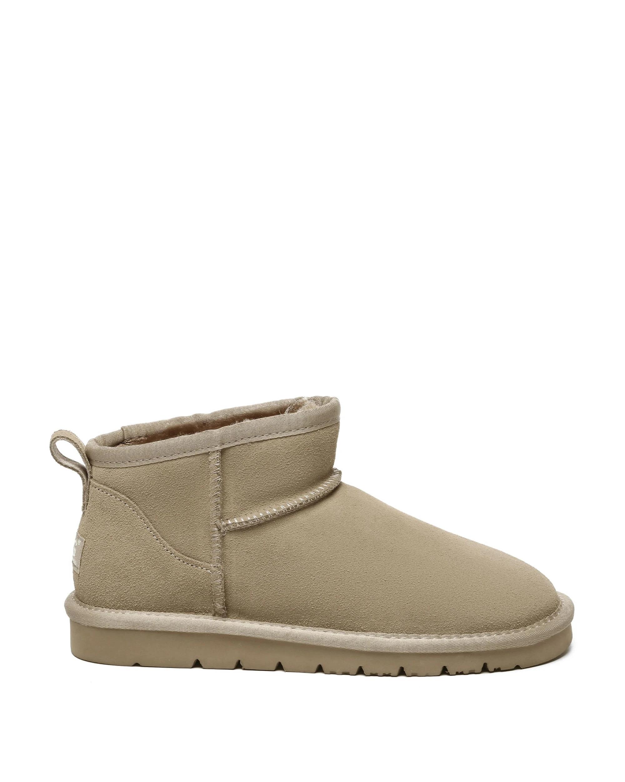 1 Australian Shepherd UGG Unisex Julia Cow Suede Boots LIGHT BROWN, 1 of 5