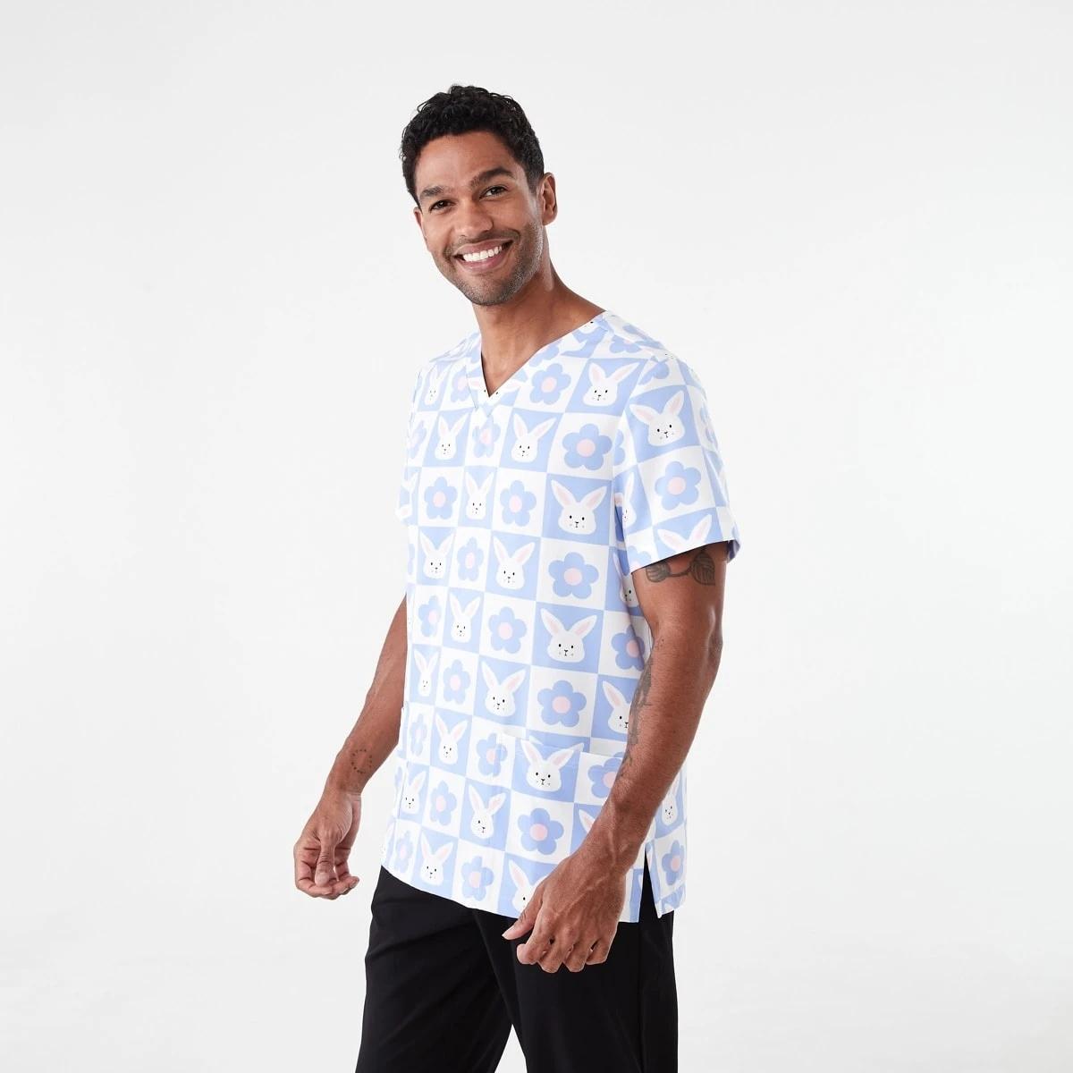 2 Work Short Sleeve Print Scrub Top Bunny Chk, 2 of 7