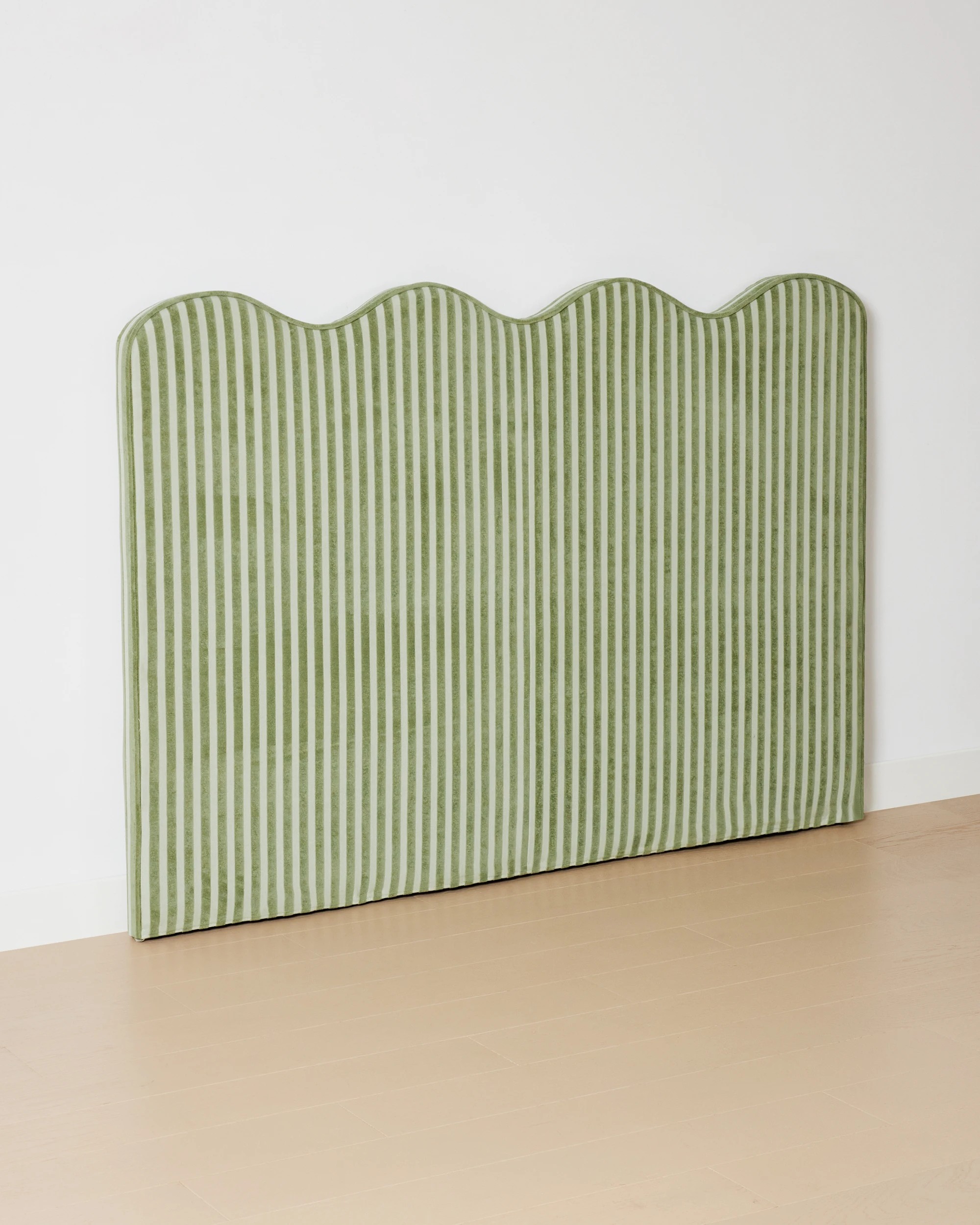 4 Wavy Bedhead Stripe - Queen Bed, 4 of 7